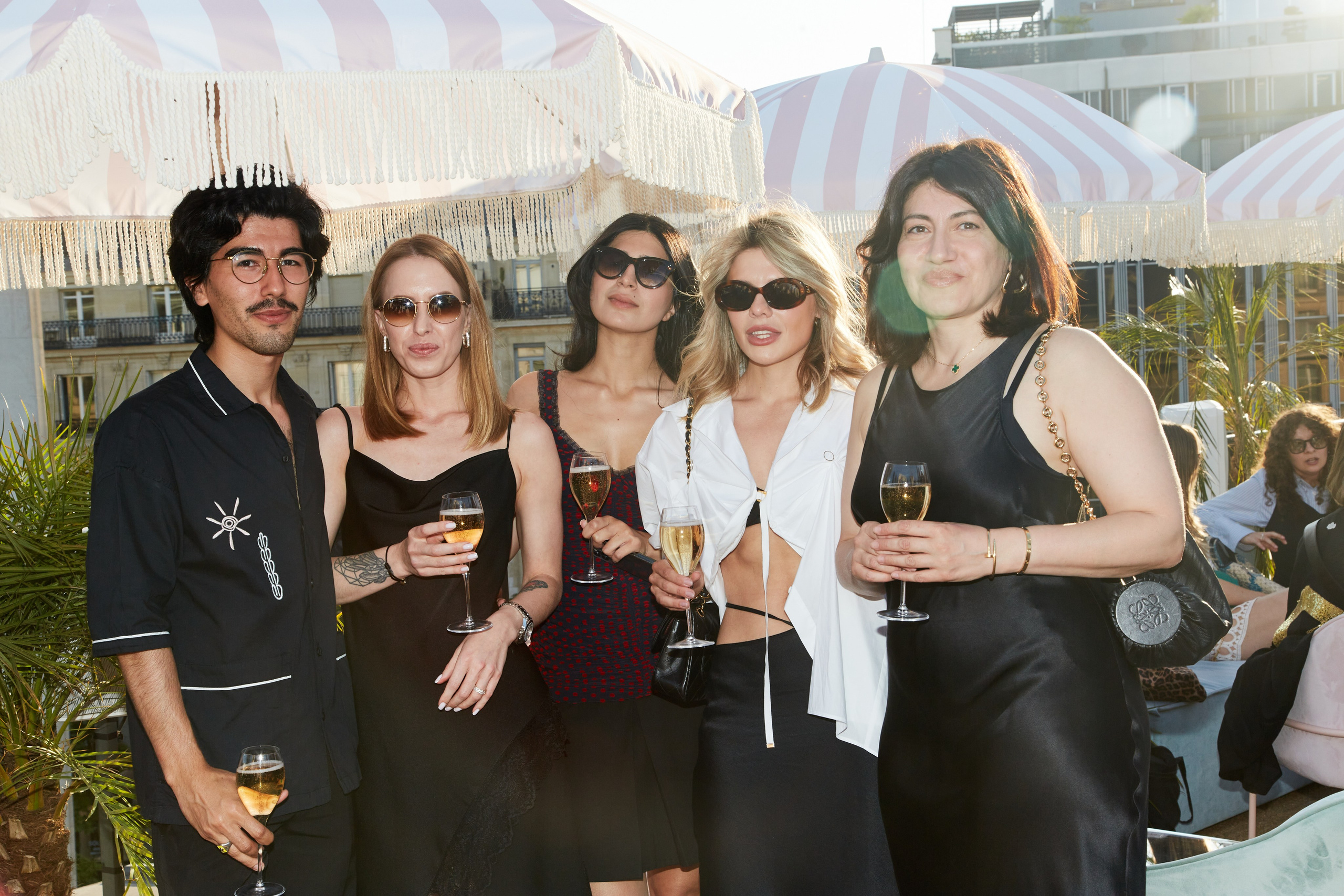 FEVER FRIENDS PARIS PARTY. Photographer Daria Ilkevich