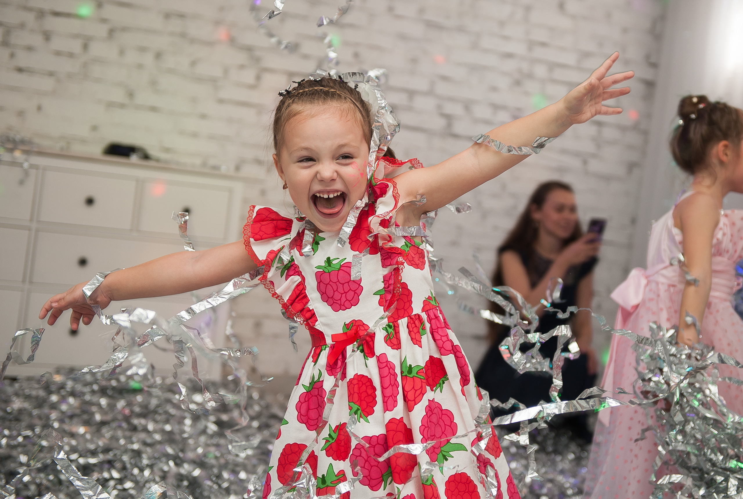 Детские Праздники и Выпускные. Свадебный и семейный фотограф в Жуковском и Москве Анастасия Петрова