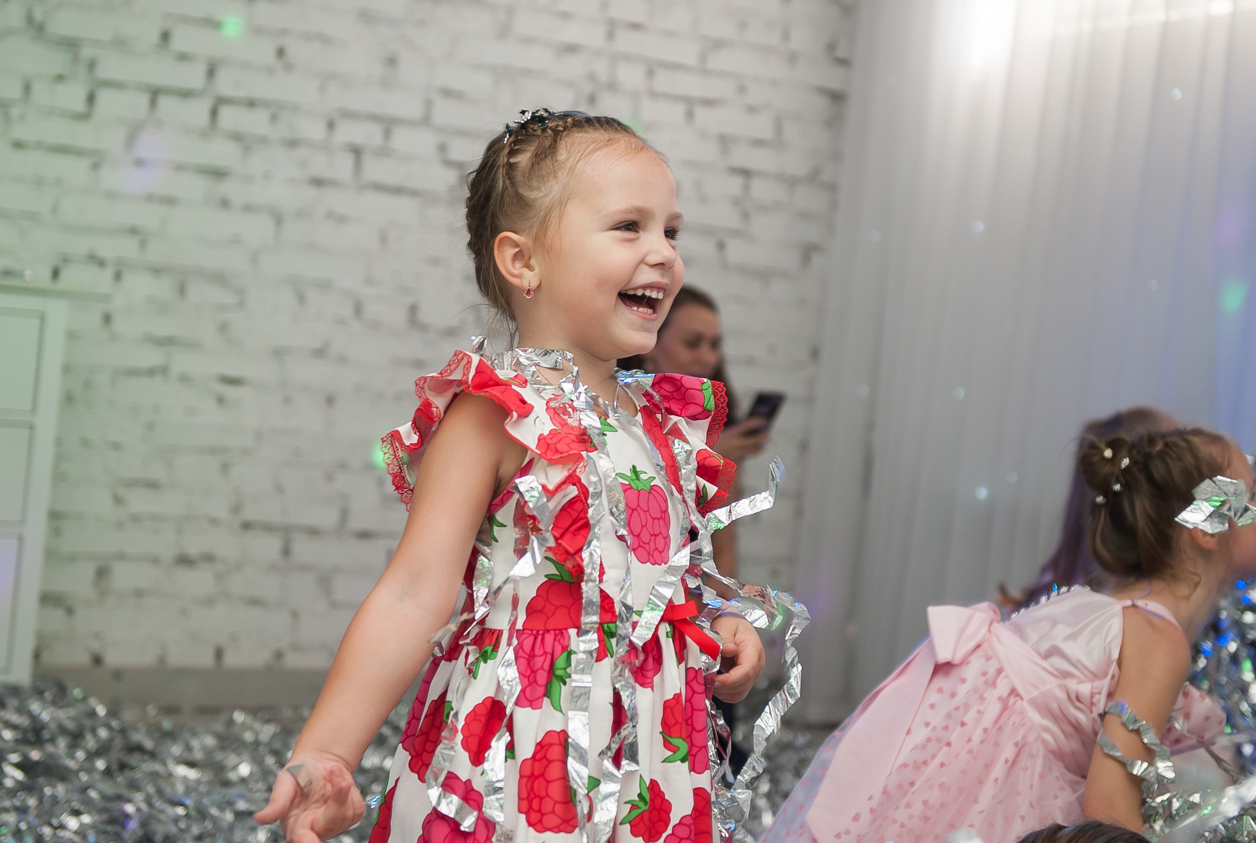 Детские Праздники и Выпускные. Свадебный и семейный фотограф в Жуковском и Москве Анастасия Петрова