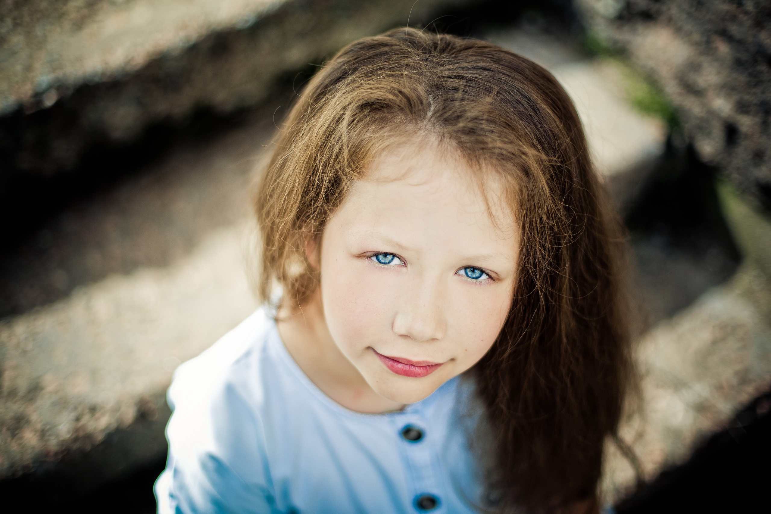 Фотосессия мамы с сыном и дочкой во дворах Петроградской стороны. Детский, свадебный и семейный фотограф Юлия Курбатова, Санкт-Петербург