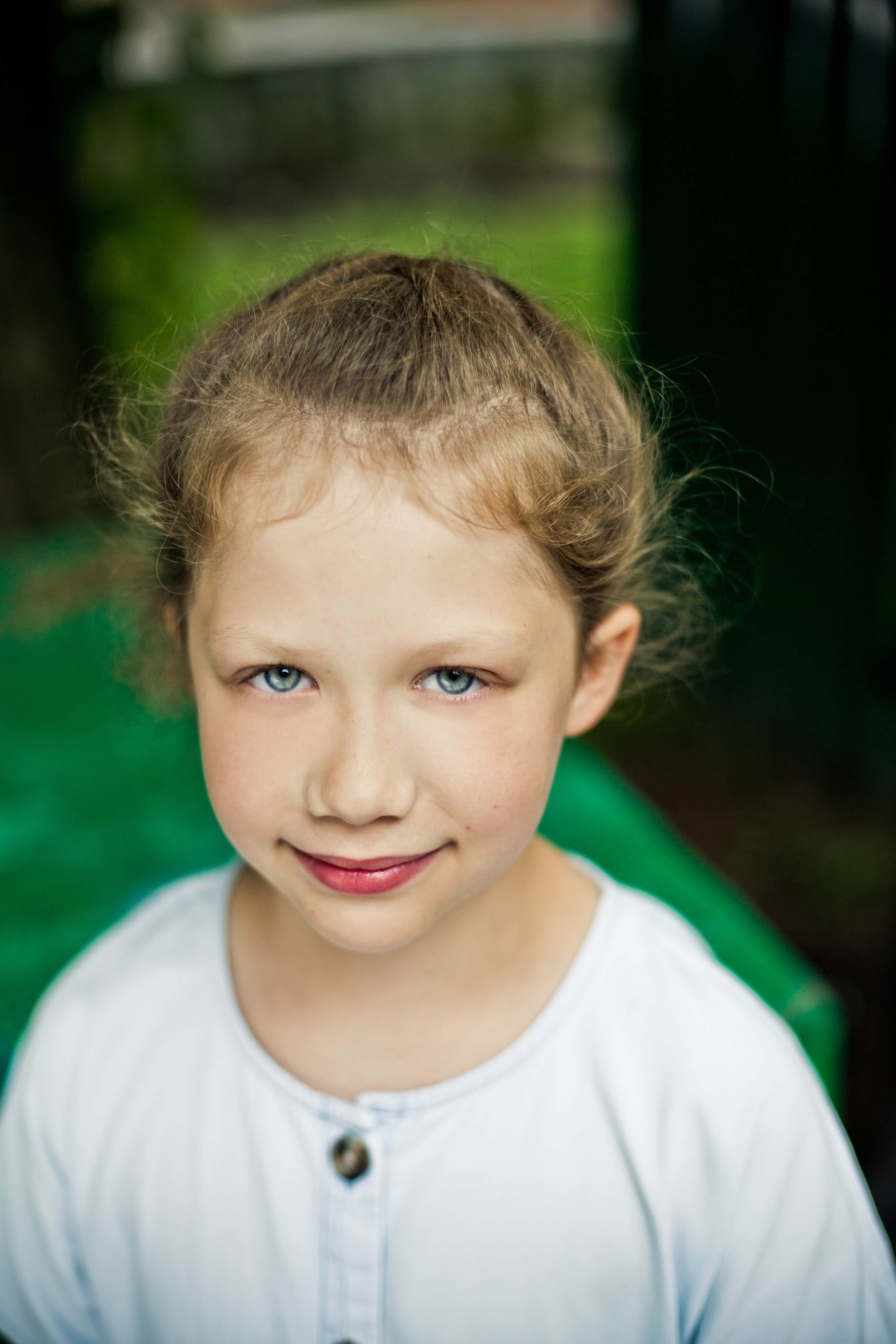 Фотосессия мамы с сыном и дочкой во дворах Петроградской стороны. Детский, свадебный и семейный фотограф Юлия Курбатова, Санкт-Петербург