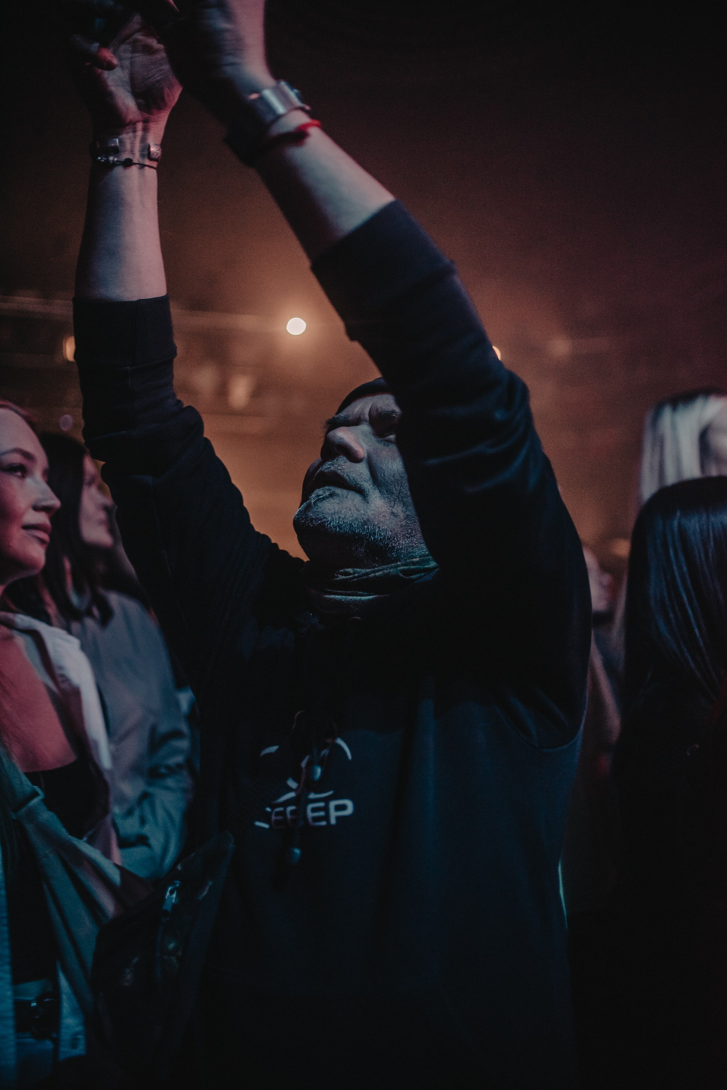 Дельфин | Gaudi. Контент фотограф Илья Урс