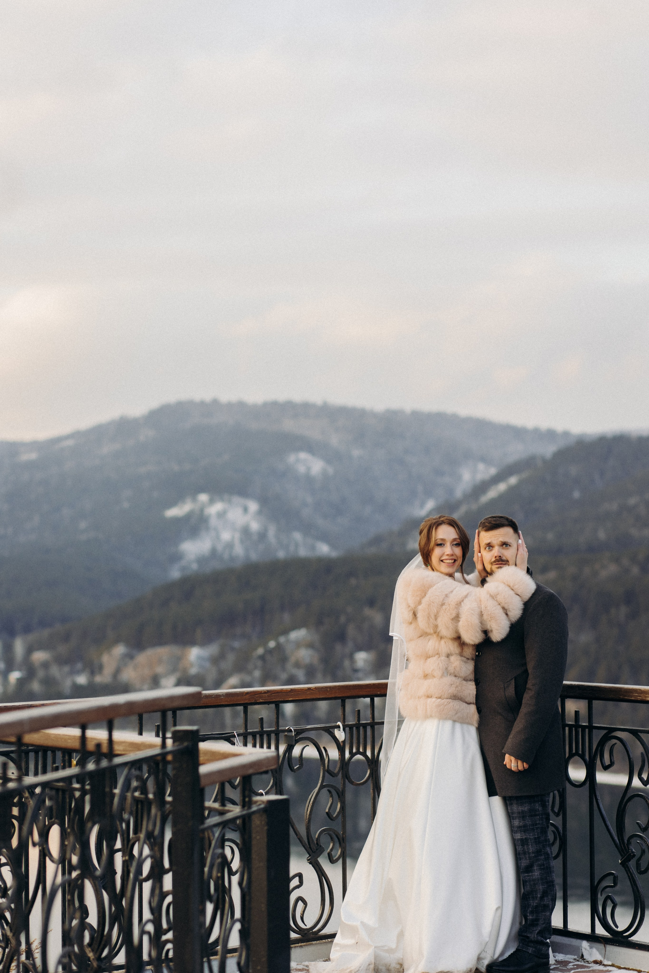 Эдуард и Вера (загс, прогулка). Фотограф свадебный семейный в Красноярске Шукшина Наталья