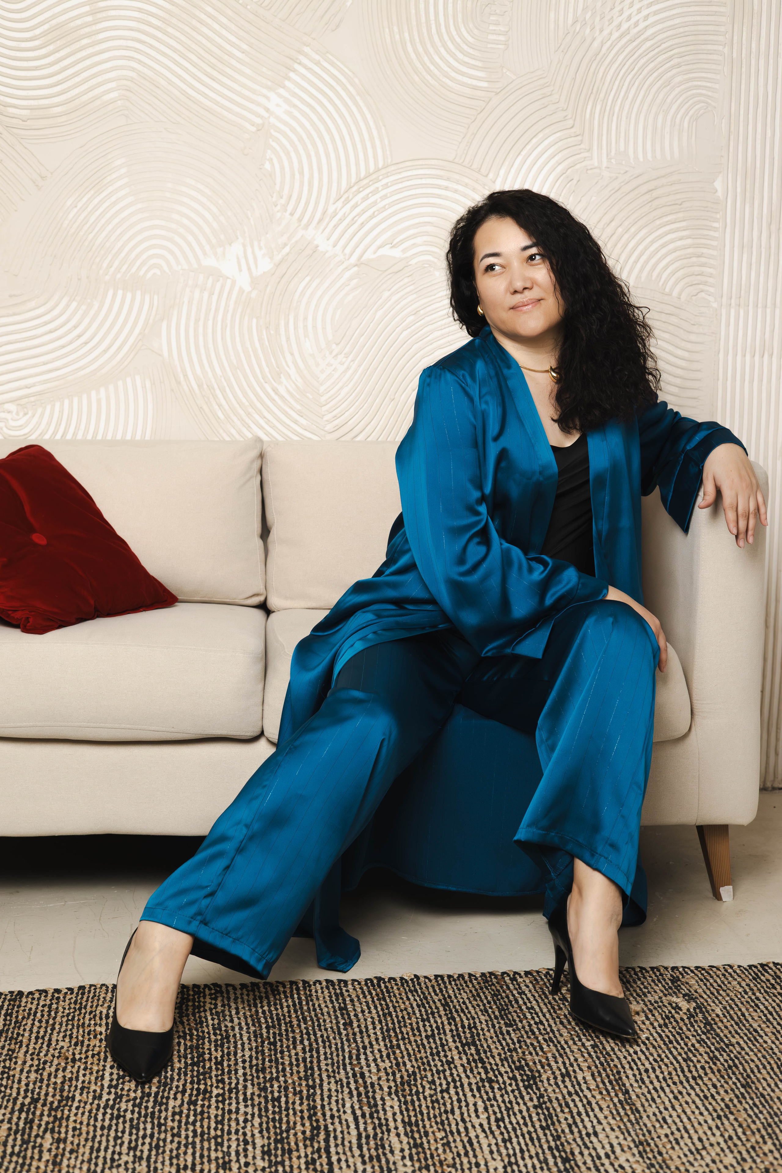 Портретная фотосессия в Алматы — индивидуальный портрет в студии. Фотограф Алматы