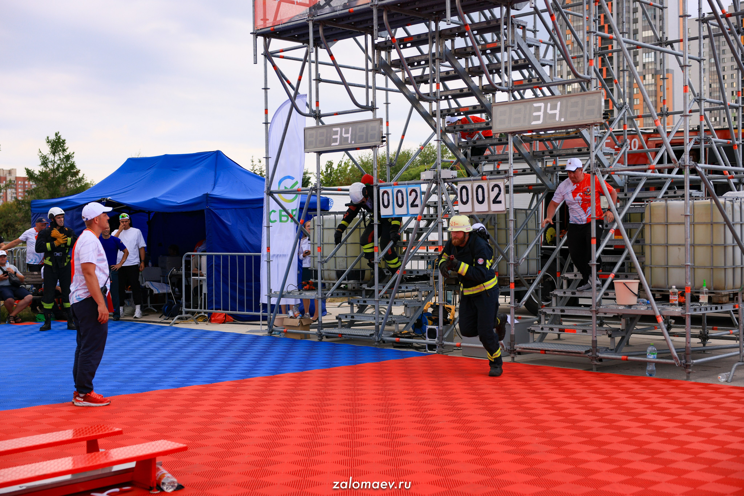 Сильнейший пожарный. Фотограф Александр Заломаев