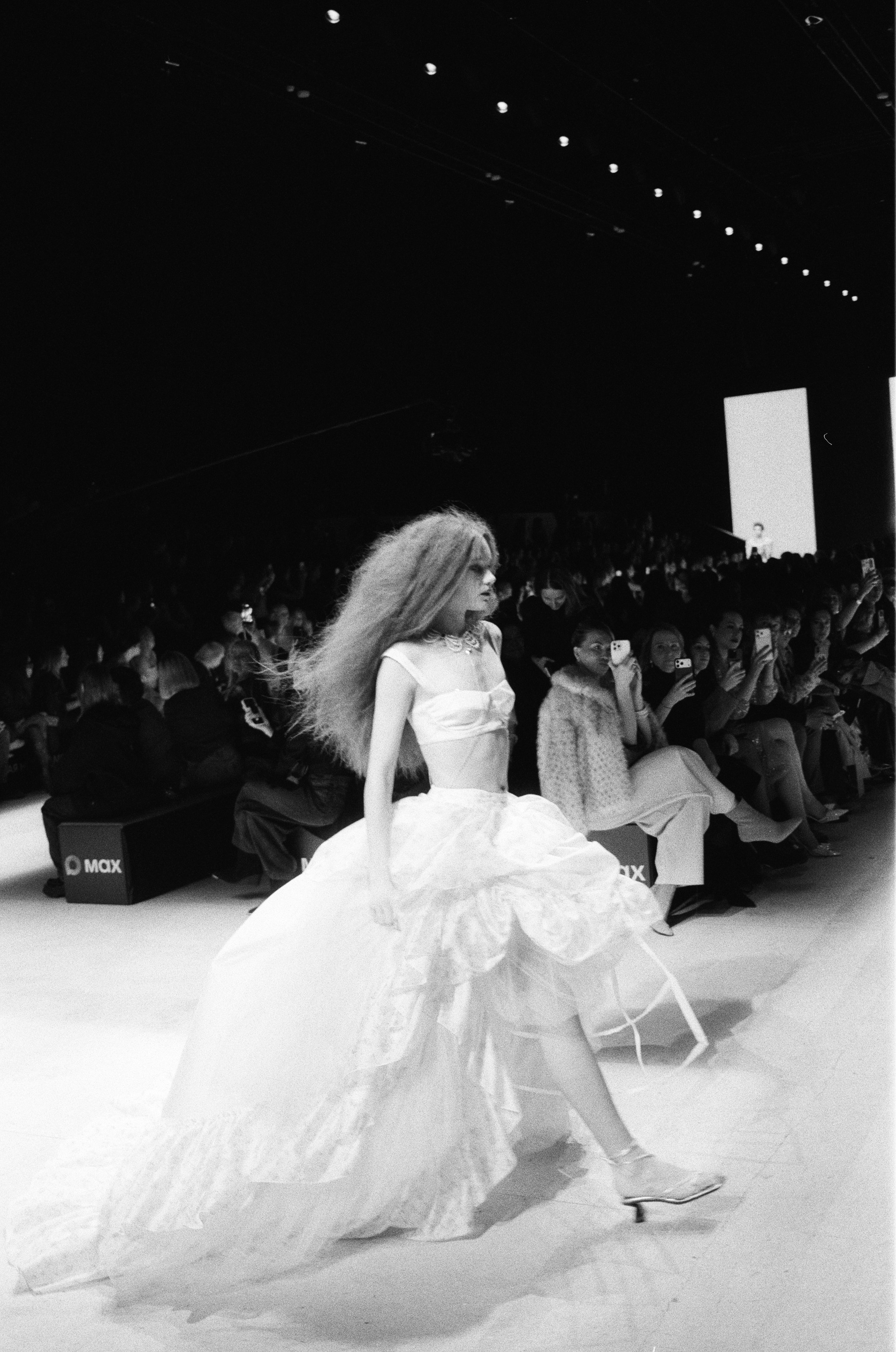 День 1. Плёночный фотограф Москва, Саша Звук