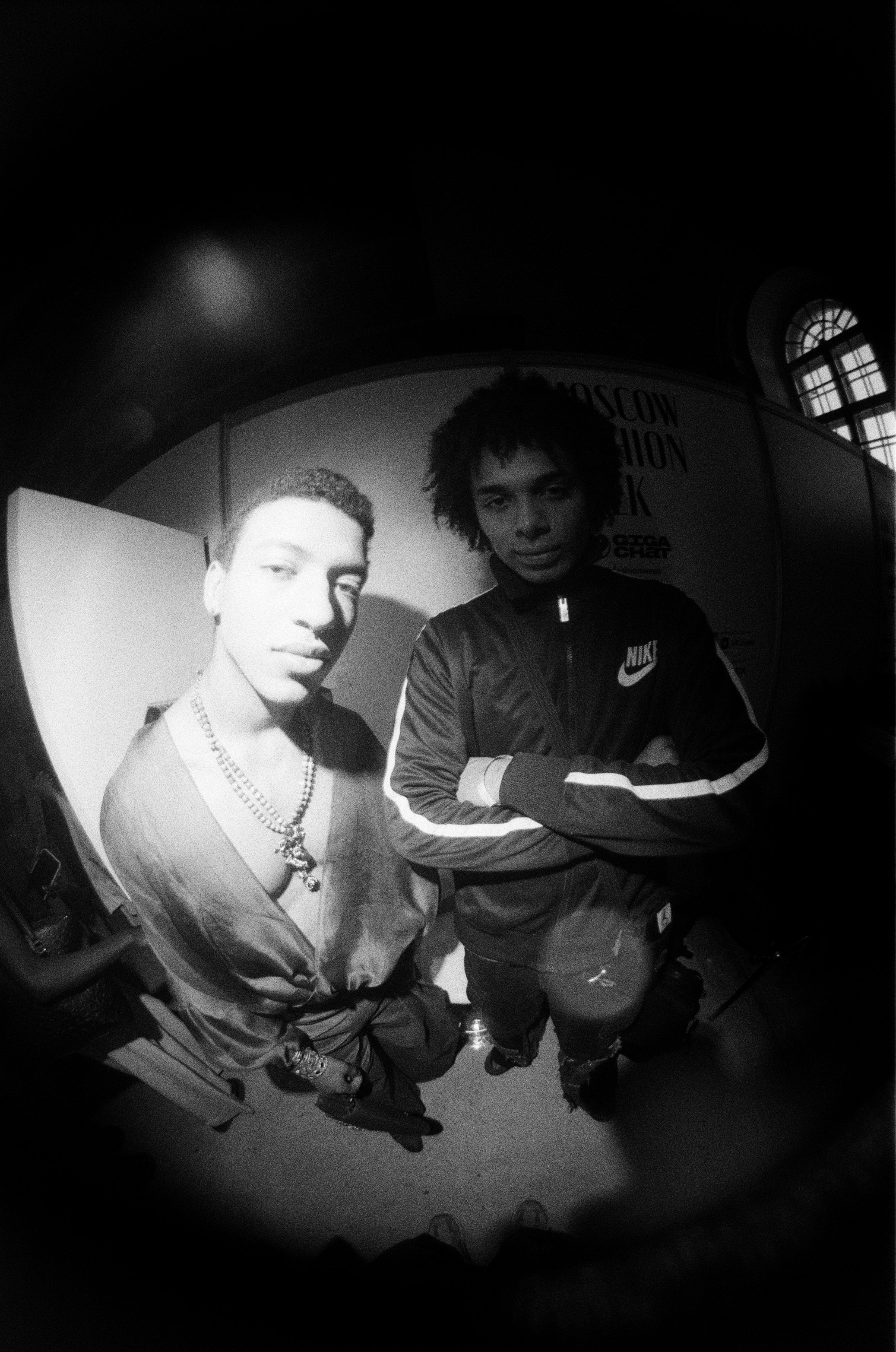 День 1. Плёночный фотограф Москва, Саша Звук