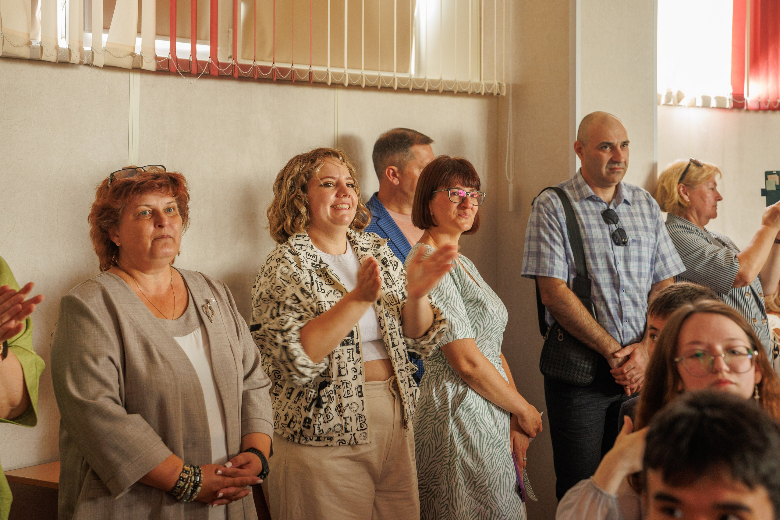 Вручение аттестатов. Свадебный и семейный фотограф в Новосибирске Ирина Дорошкова