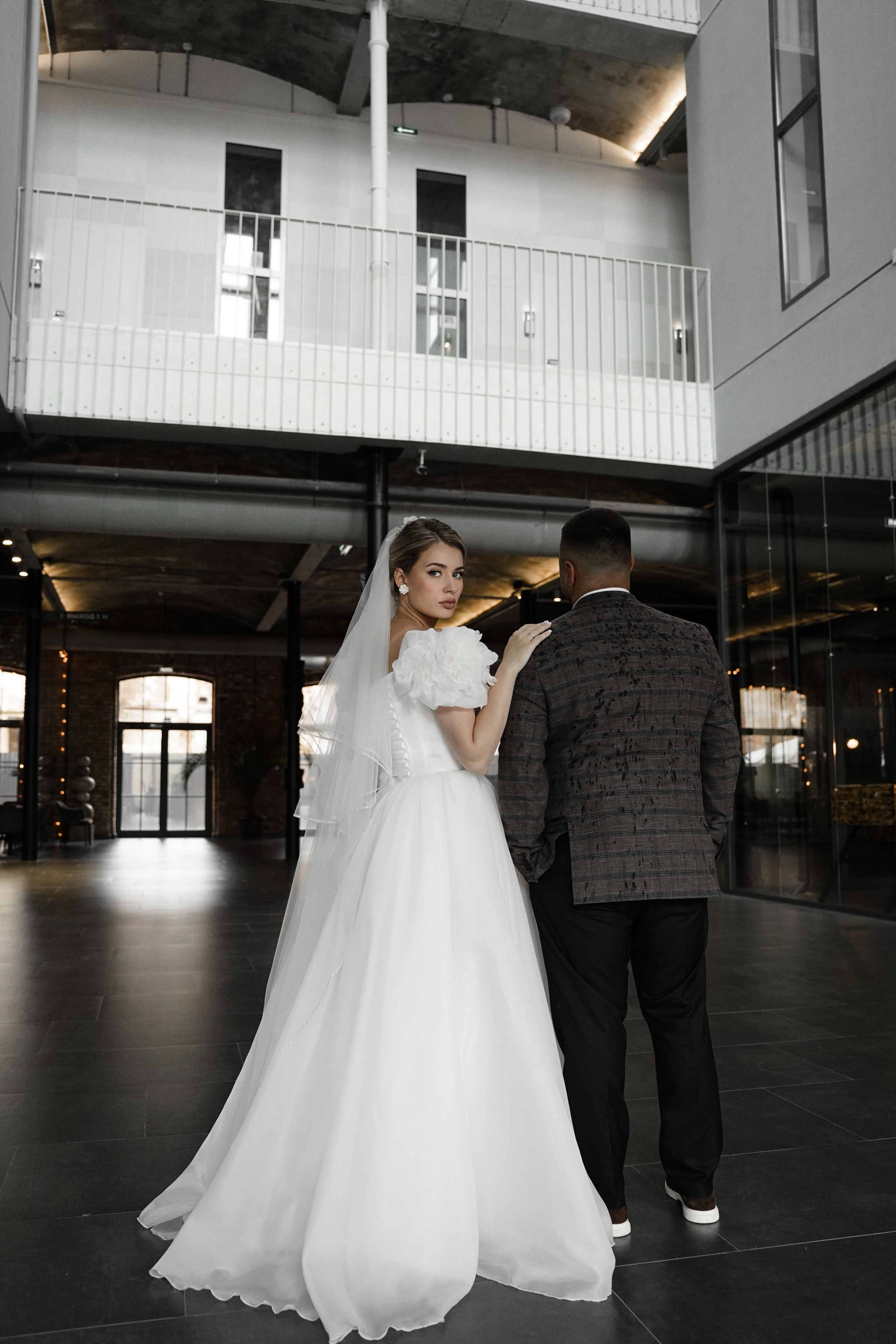 Свадебные съемки. Стильный фотограф и видеограф в Москве и Троицке