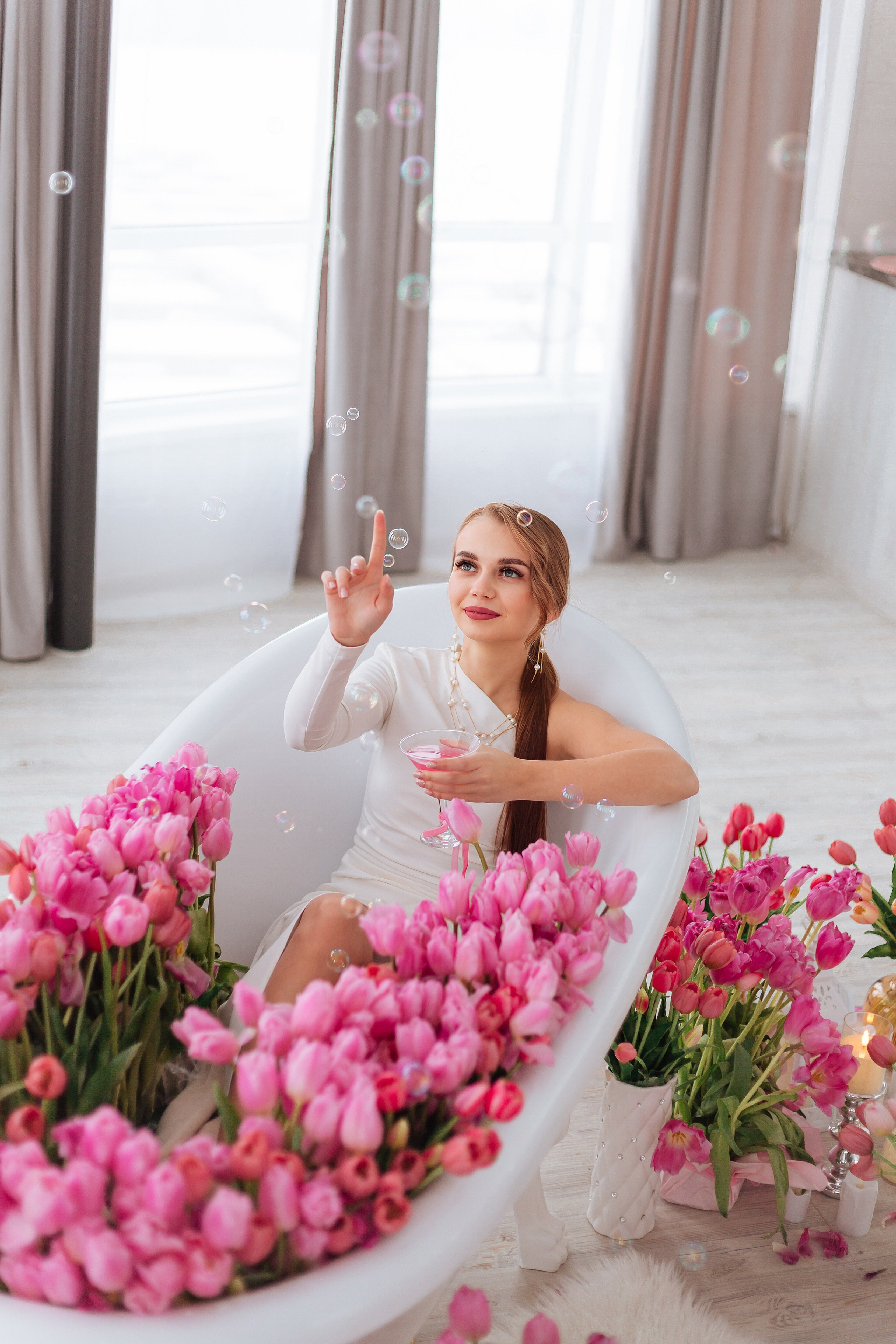 Ванная с тюльпанами. Фотограф Ольга Бобб Нижний Новгород