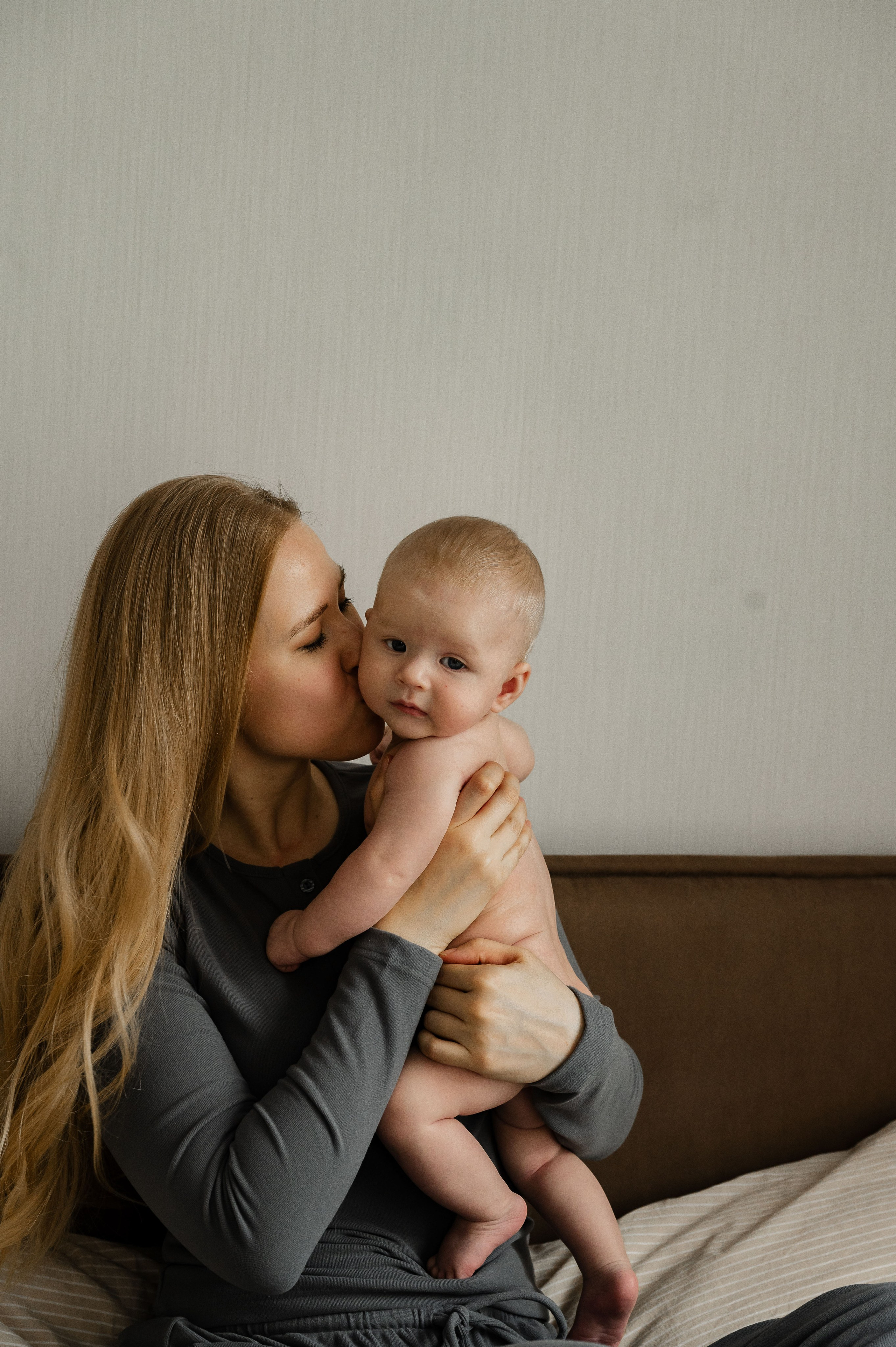 Домашняя семейная съемка. Фотограф беременности и семьи, домашние съемки, Ньюборн