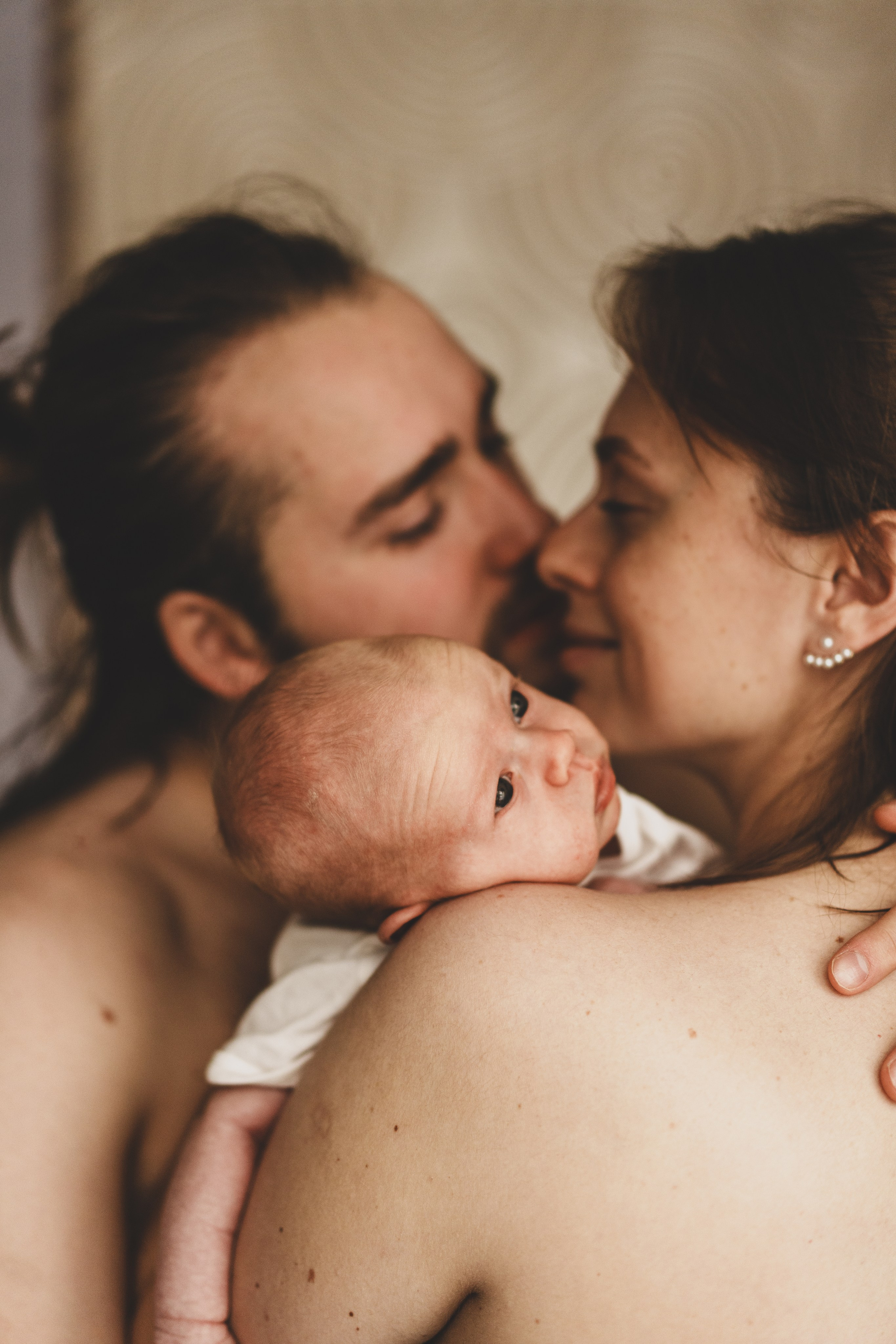 Малютка Аглая с родителями. Семейный и детский фотограф и видеограф в Москве, Серпухове и Тарусе Валерия Сорокина