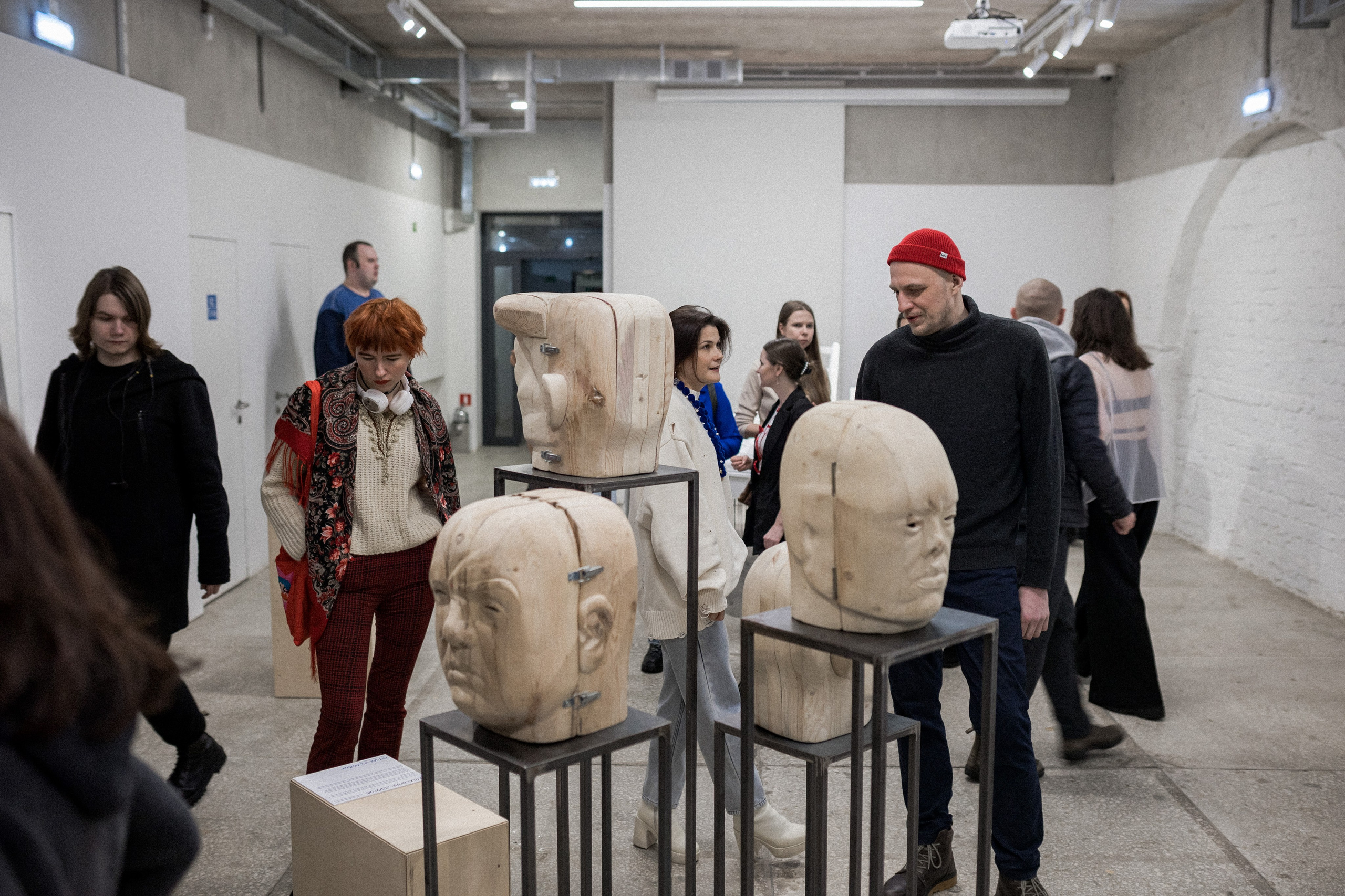 «Не сегодня» проект команды студии «Тихая». Фотограф городских и семейных событий Артем Карпухин