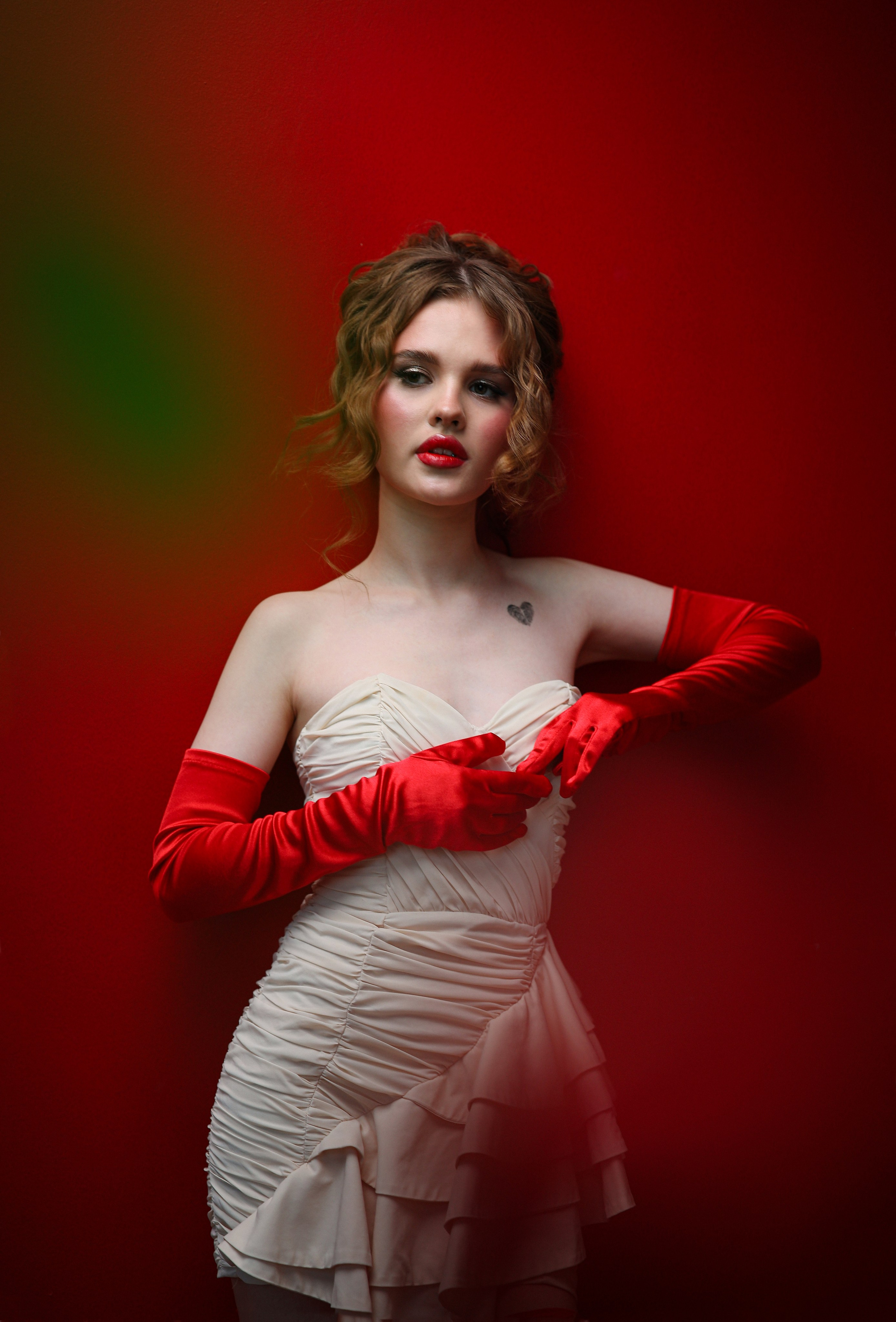 Чувственный женский портрет в Сочи: профессиональные фотографы.