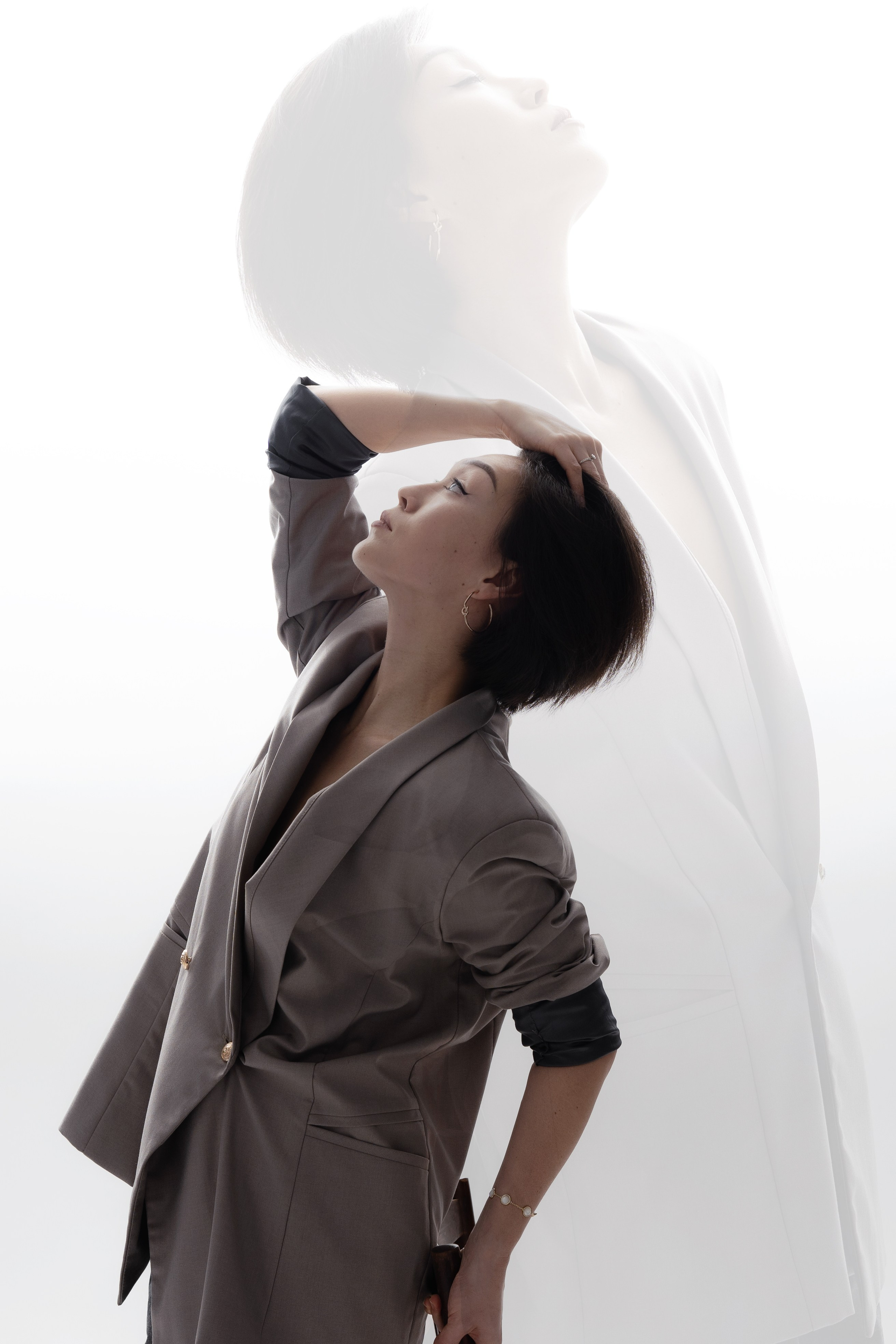 Женская фотосессия с эмоциональными кадрами