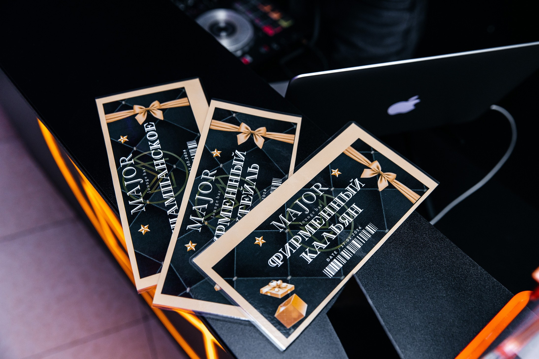 День Влюблённых в лаунж-баре Major 2024. Свадебный, семейный и детский фотограф в Калининграде Елена Кравцова