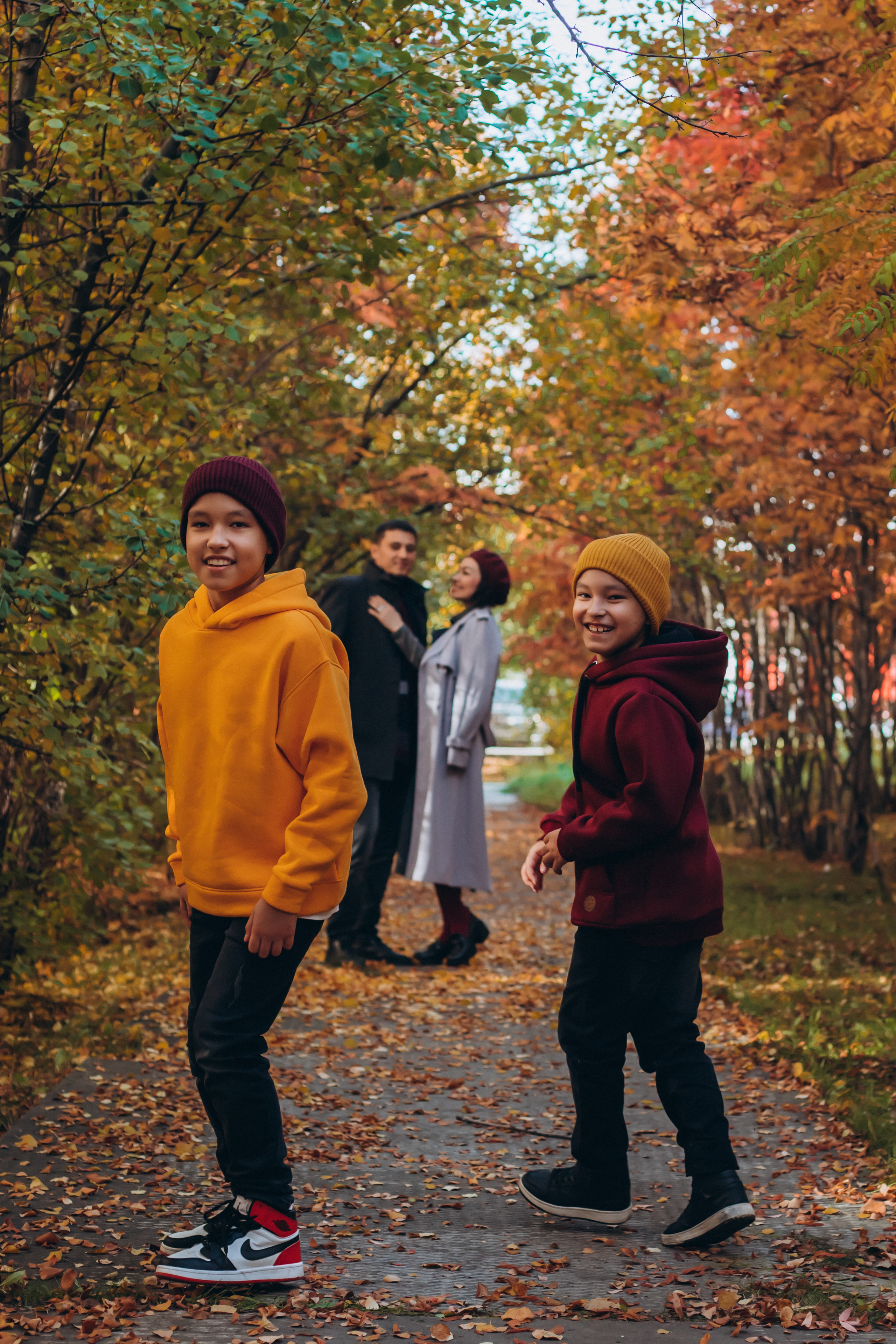 Семья Раяновых. Семейный фотограф Нижневартовск Тюмень Ефимова Ирина