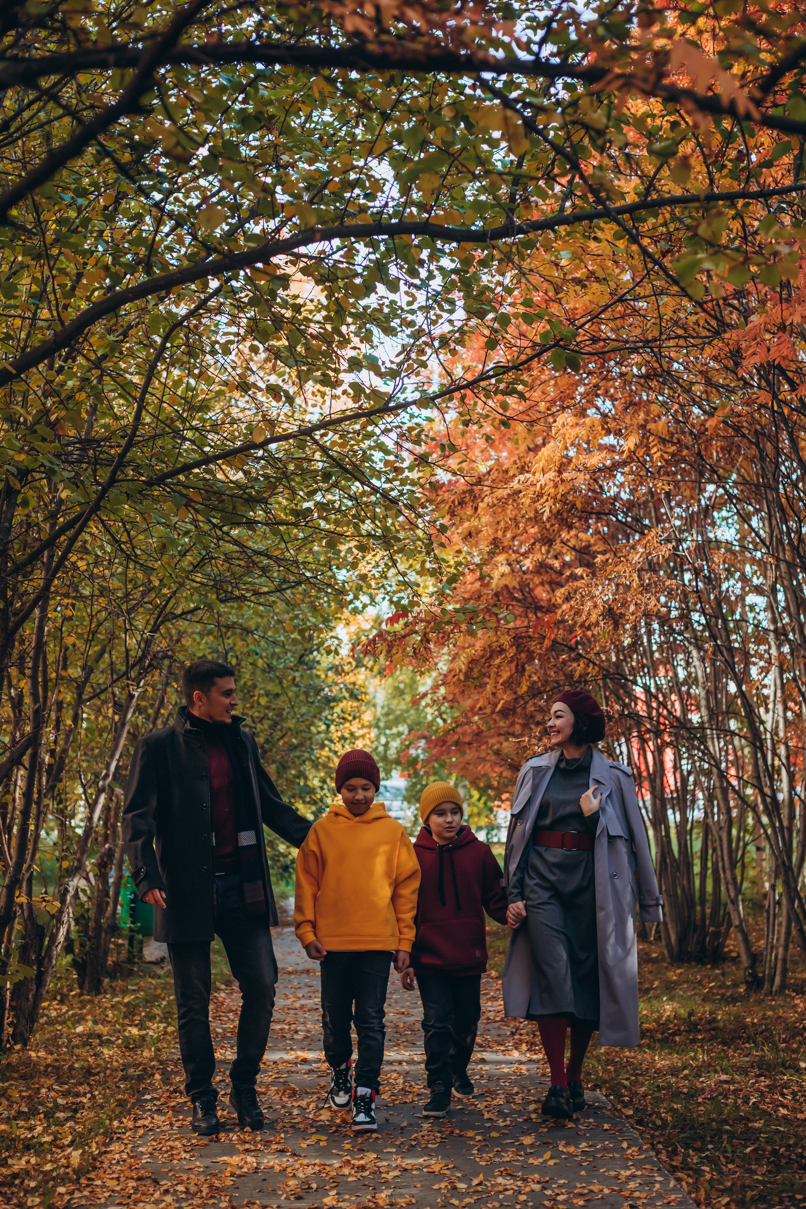 Семья Раяновых. Семейный фотограф Нижневартовск Тюмень Ефимова Ирина