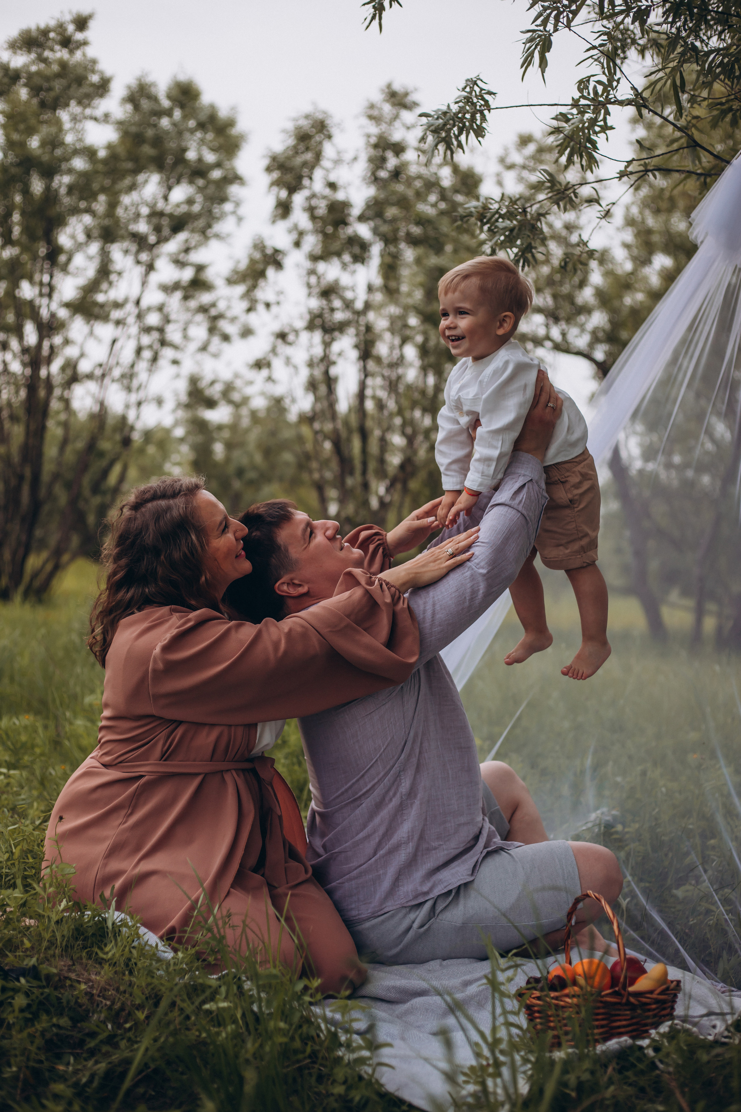 Семья Левашовых. Семейный фотограф Нижневартовск Тюмень Ефимова Ирина