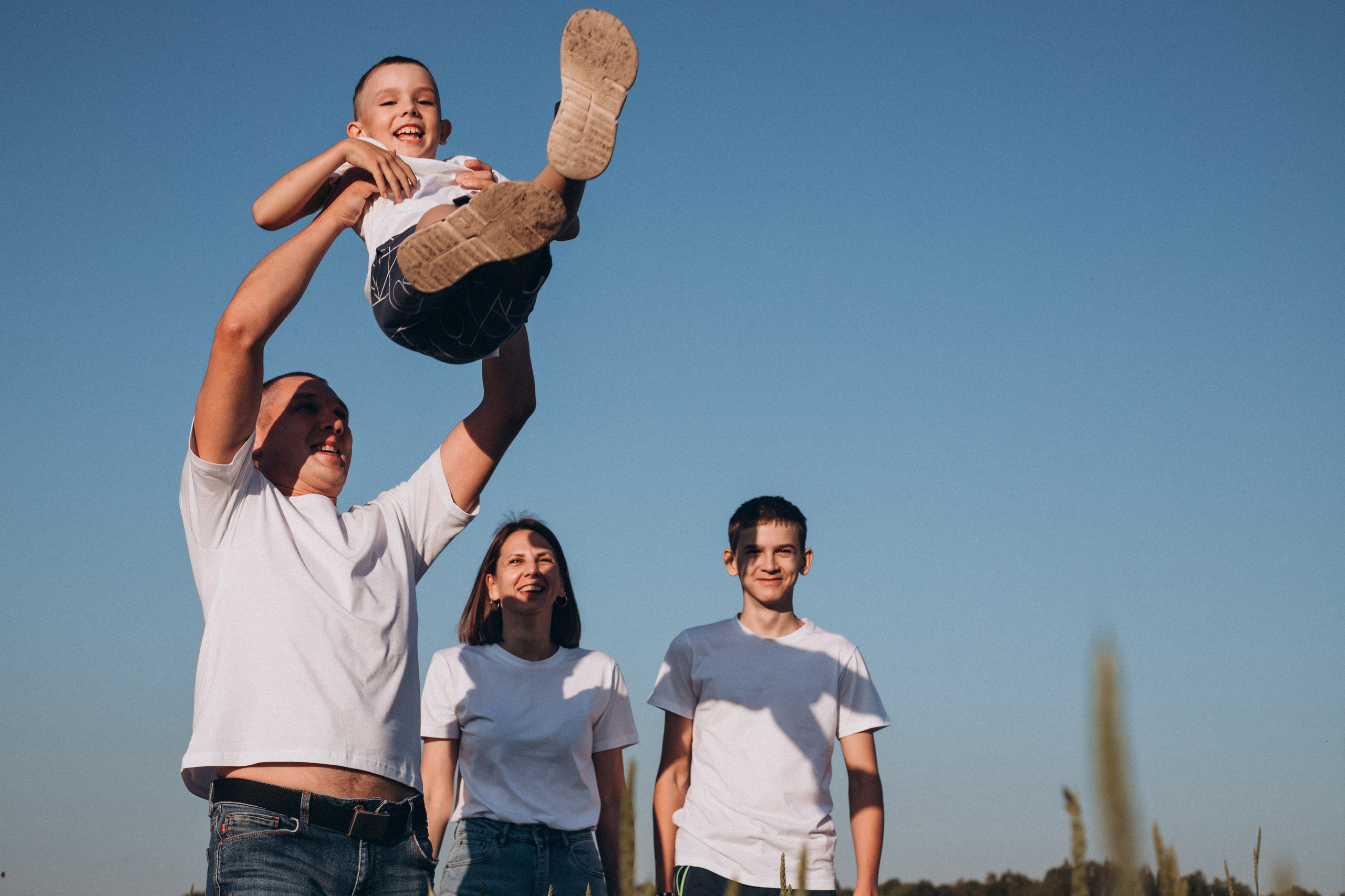 Вадим Юля Никита и Даниил. Семейный фотограф Нижневартовск Тюмень Ефимова Ирина