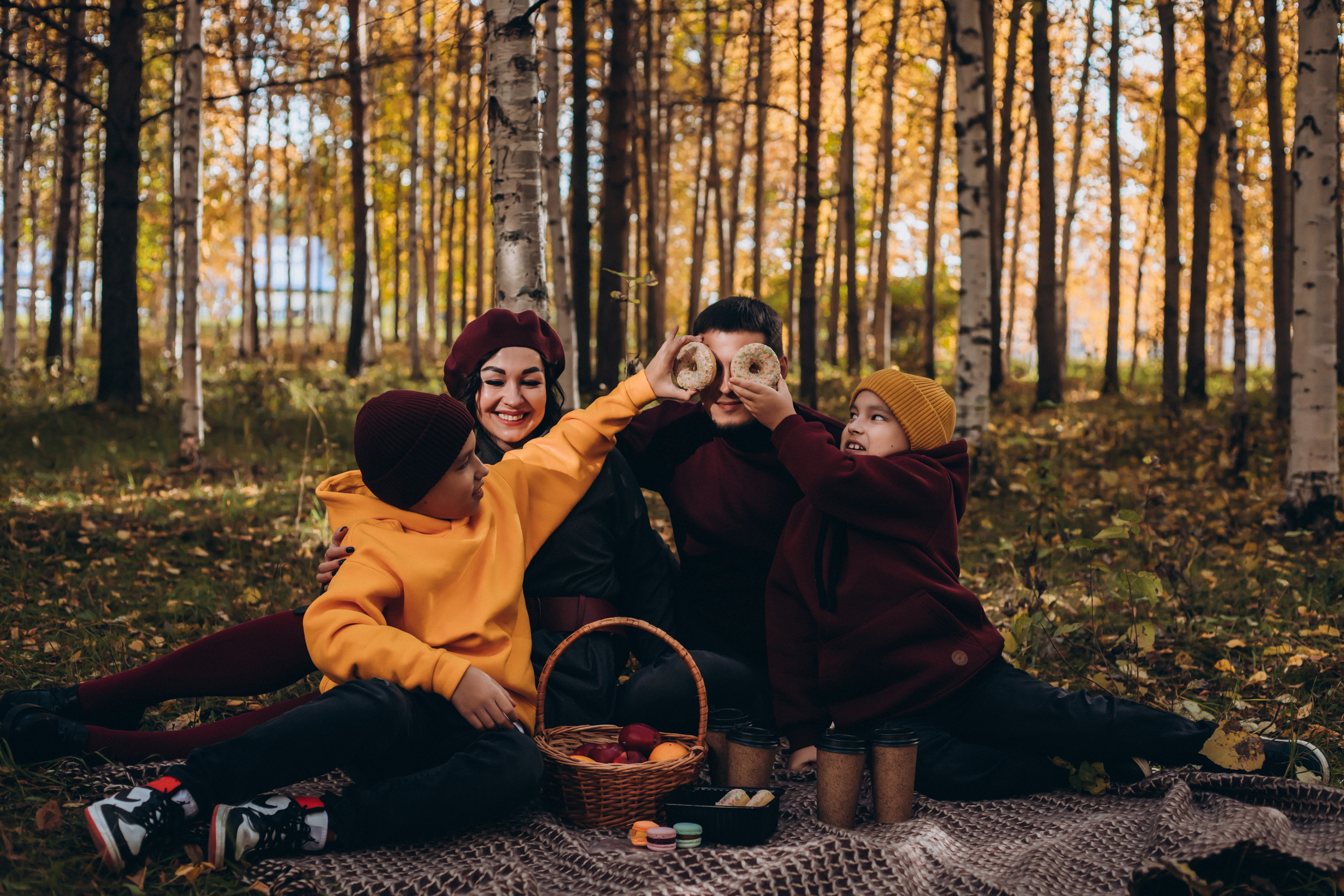 Семья Раяновых. Семейный фотограф Нижневартовск Тюмень Ефимова Ирина