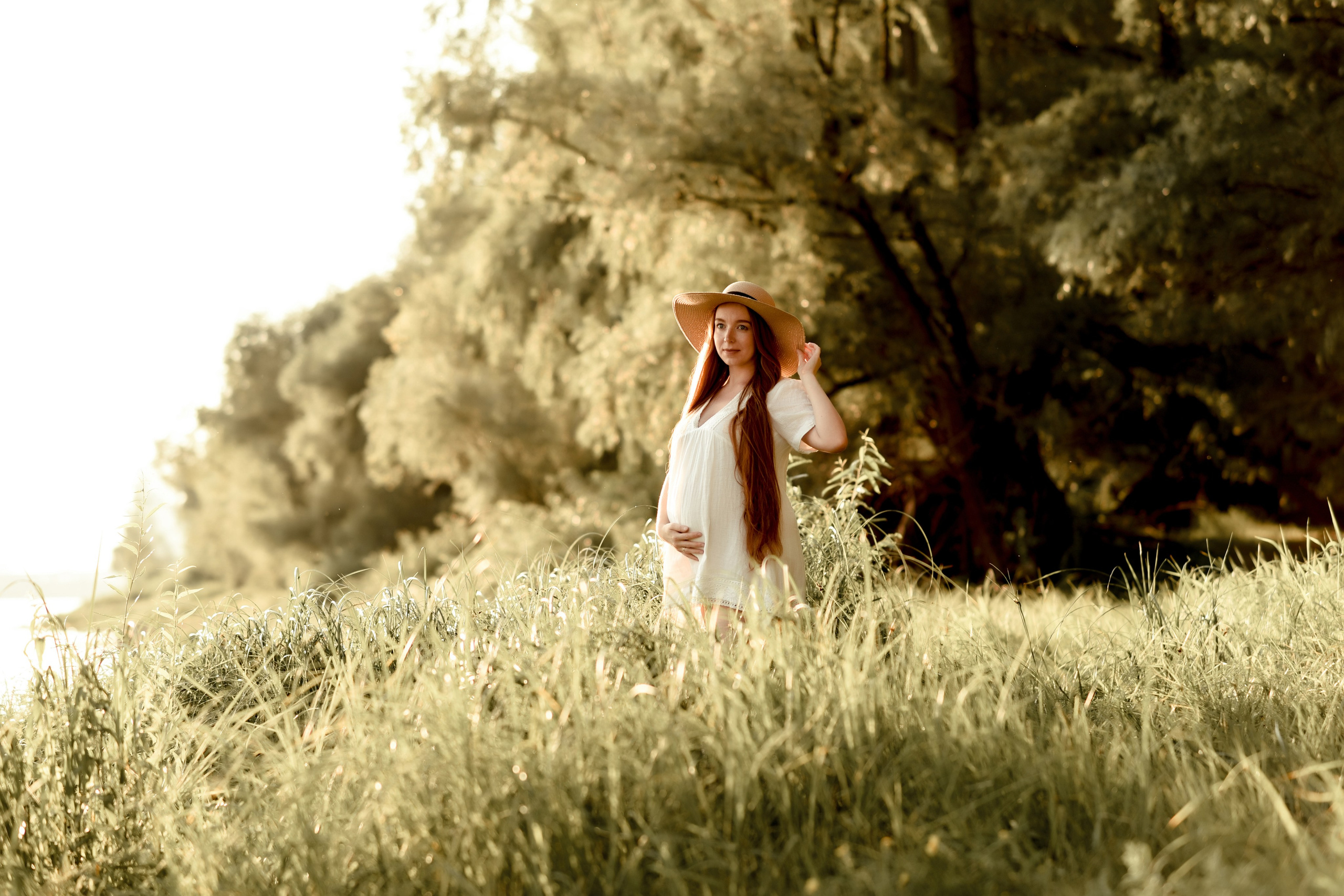 Фотосессия беременности на природе. Свадебный, семейный, детский, контент фотограф в Омске Максим Ильин