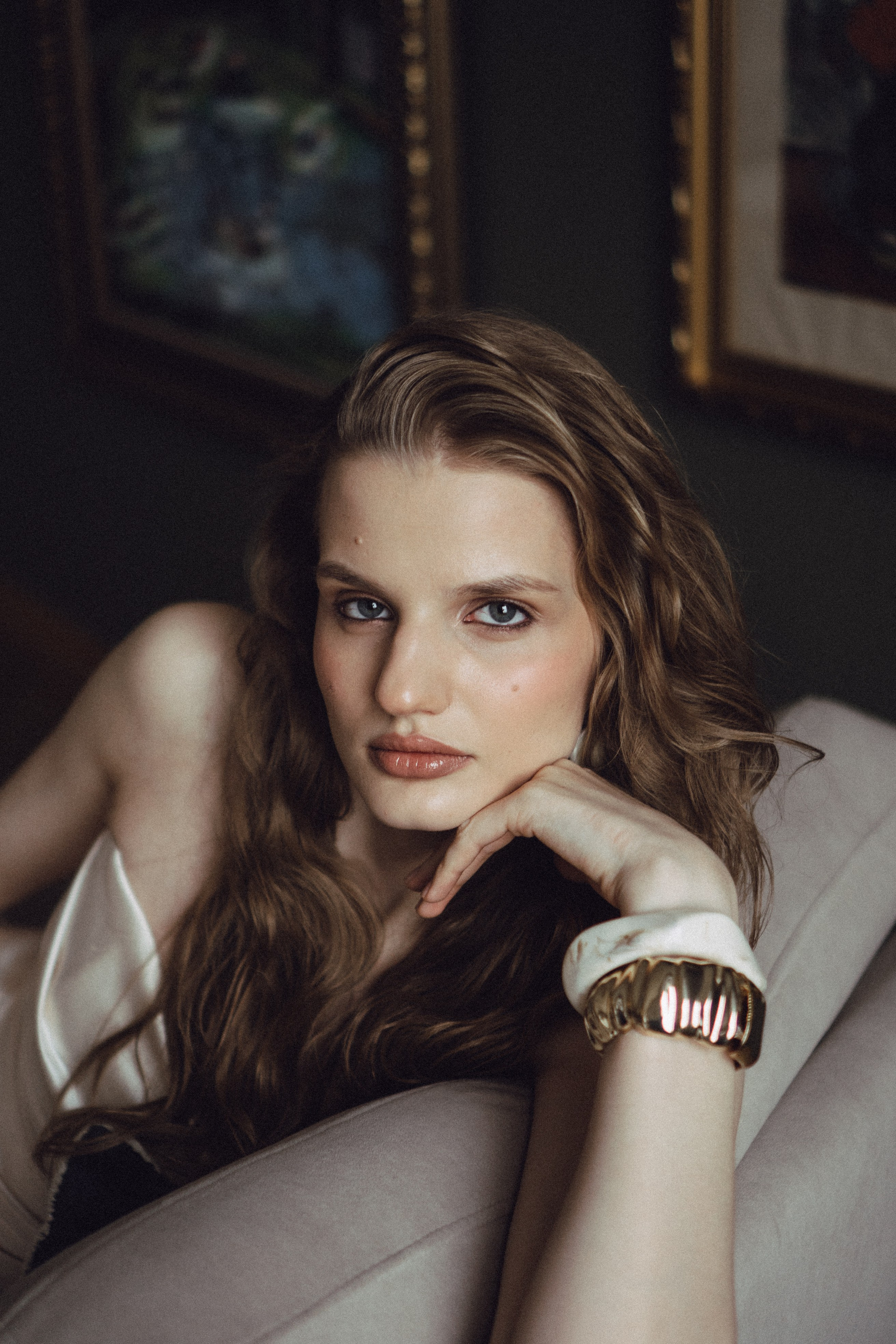 СВАДЕБНАЯ ФОТОСЕСИИИЯ ПАРЫ В УЮТНОЙ АТМОСФЕРНОЙ КВАРТИРЕ НА ФОНТАНКЕ. Профессиональный фотограф, Санкт-Петербург — Виктория Богомолова