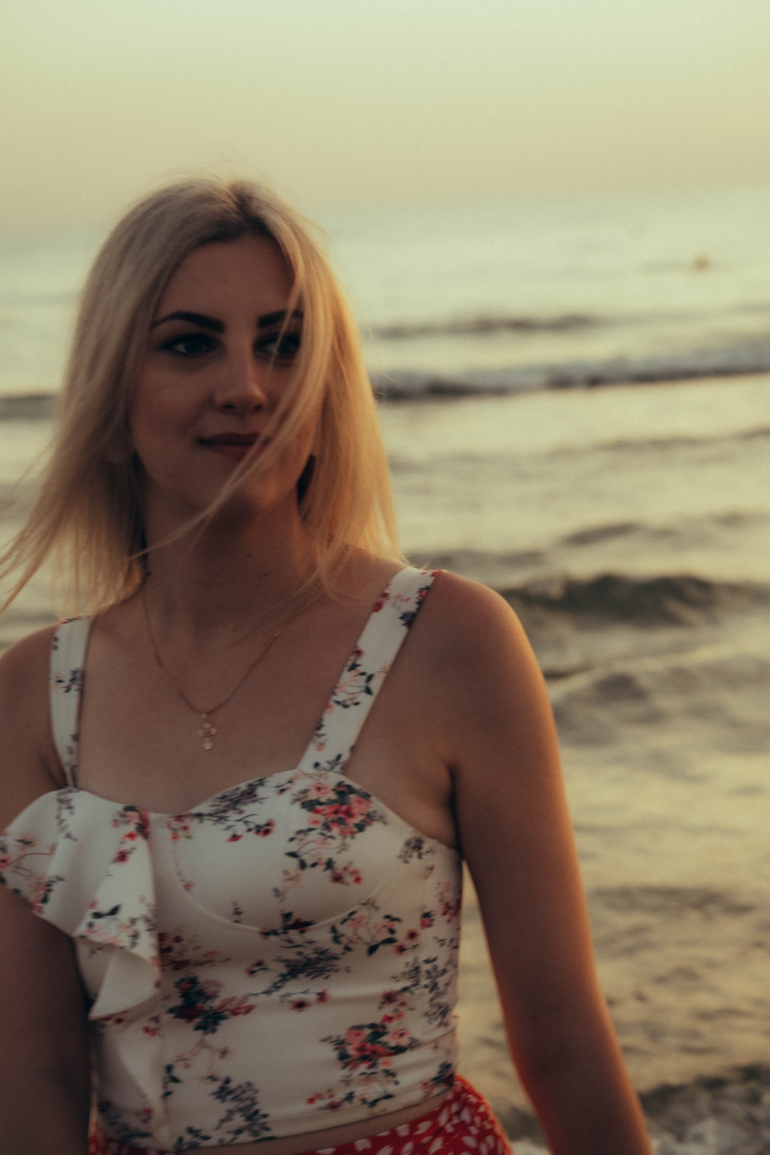 Июльский вечер на берегу черного моря. Профессиональный фотограф, Санкт-Петербург — Виктория Богомолова