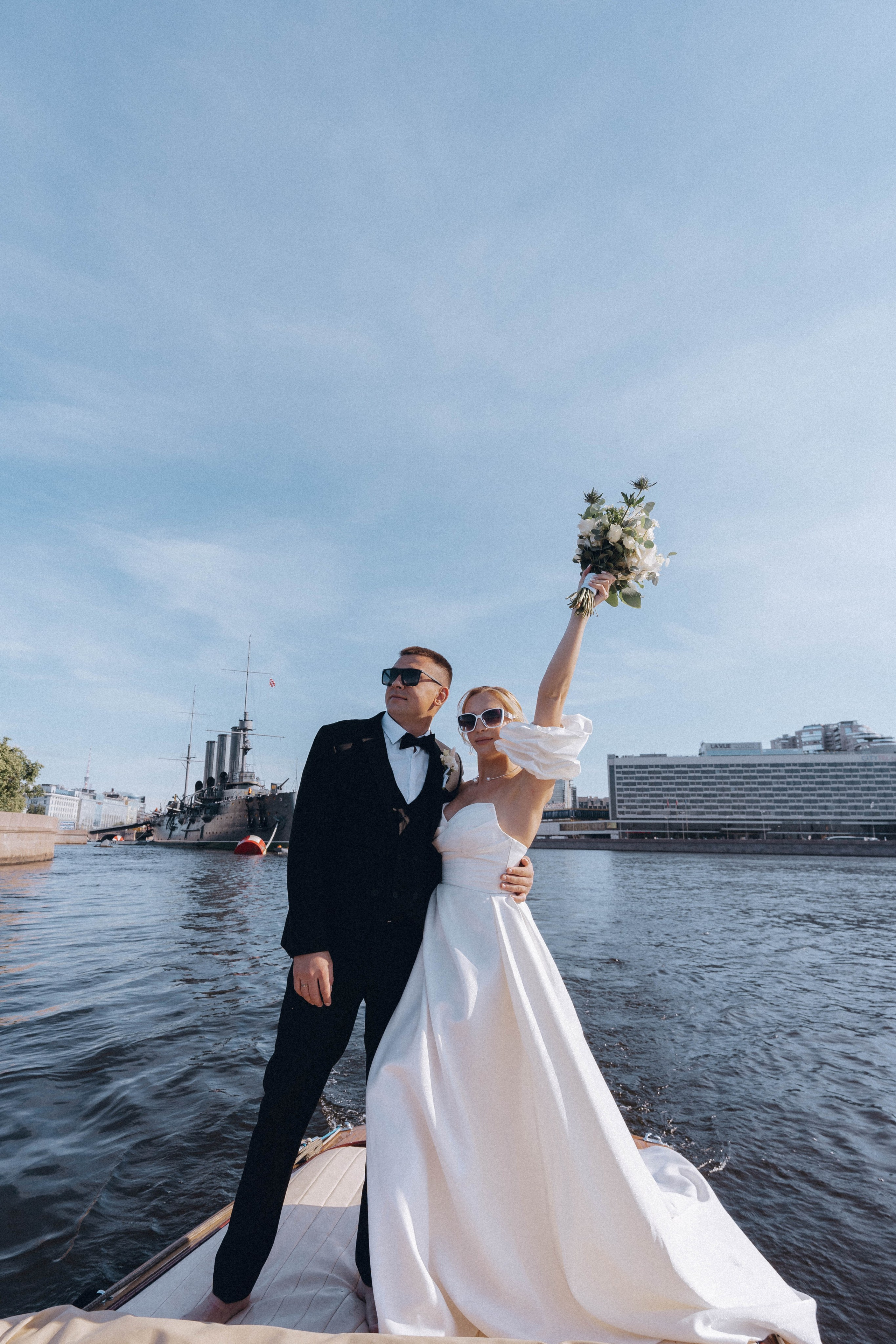 СВАДЕНБНАЯ СЬЕМКА НА КАТЕРЕ ПО КАНАЛАМ САНКТ-ПЕТЕРБУРГА И В АКВАТОРИИ НЕВЫ. Профессиональный фотограф, Санкт-Петербург — Виктория Богомолова