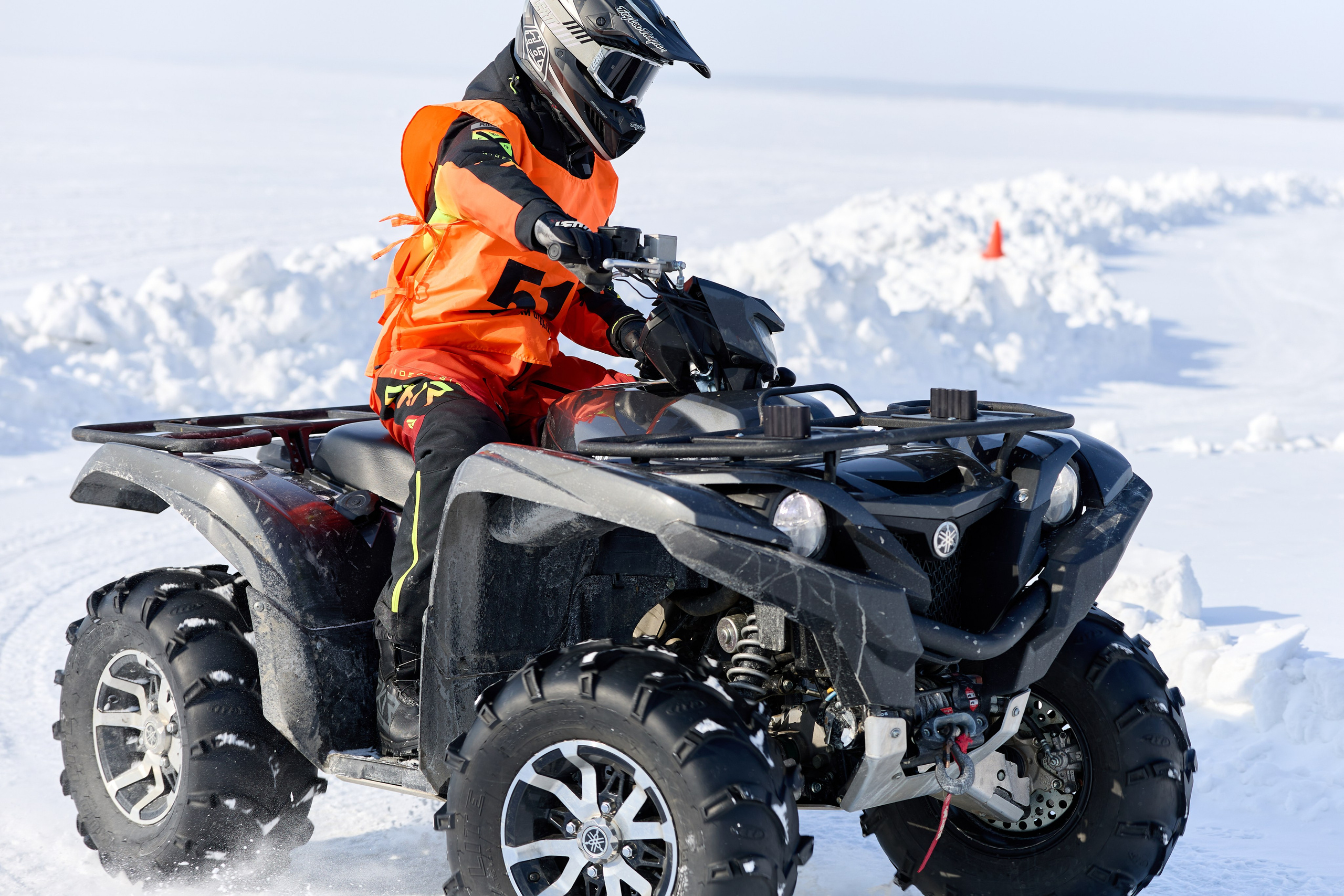 Топим Лёд — 2026. Соревнования на квадроциклах. Фотограф в Новосибирске Алена Скокова