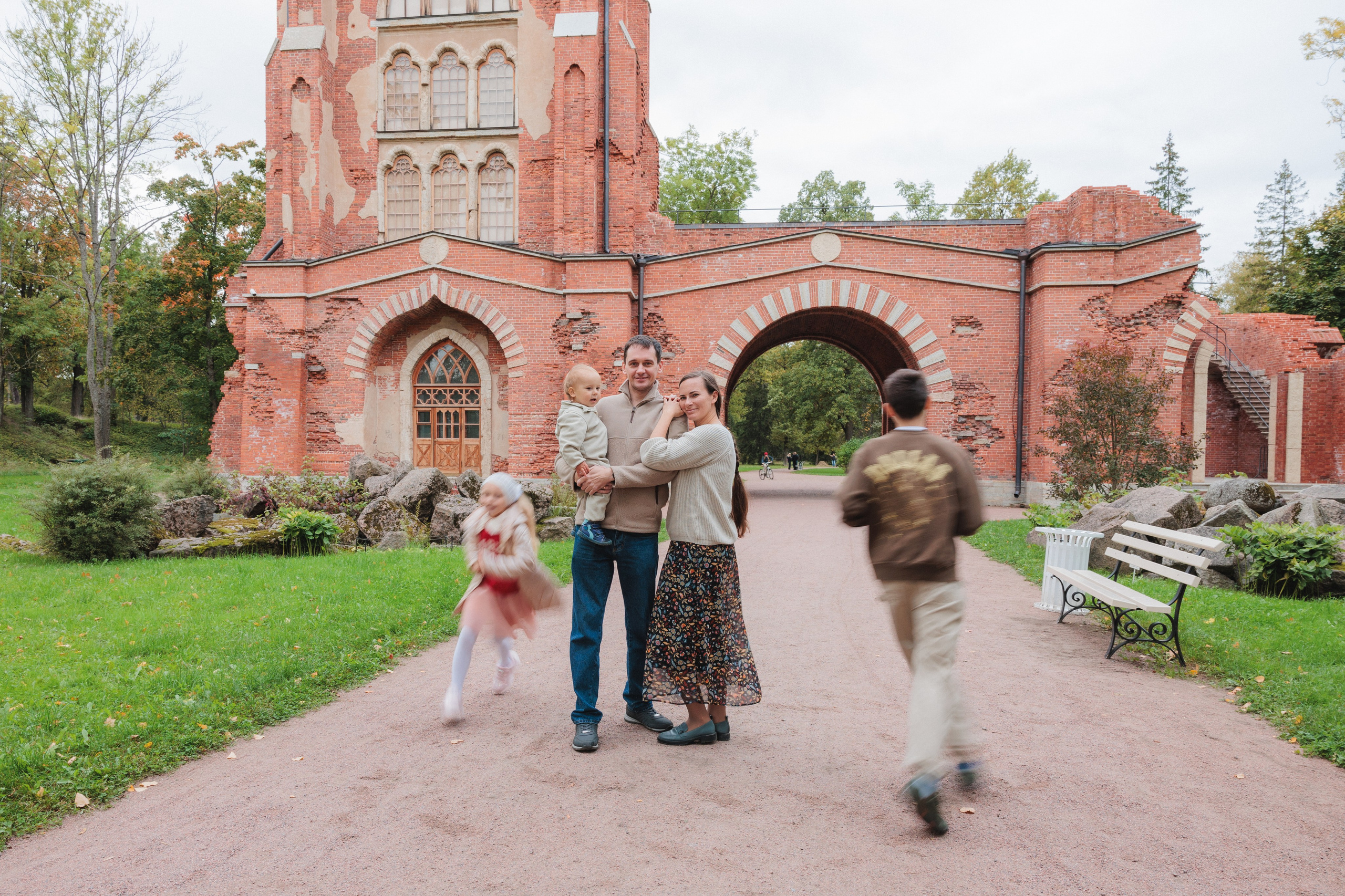 СВЕТА, МАКСИМ, ТИМОФЕЙ, АМЕЛИЯ И ТРОФИМ. Семейный Фотограф в Санкт-Петербурге Пушкин Анастасия Дьяконенкова