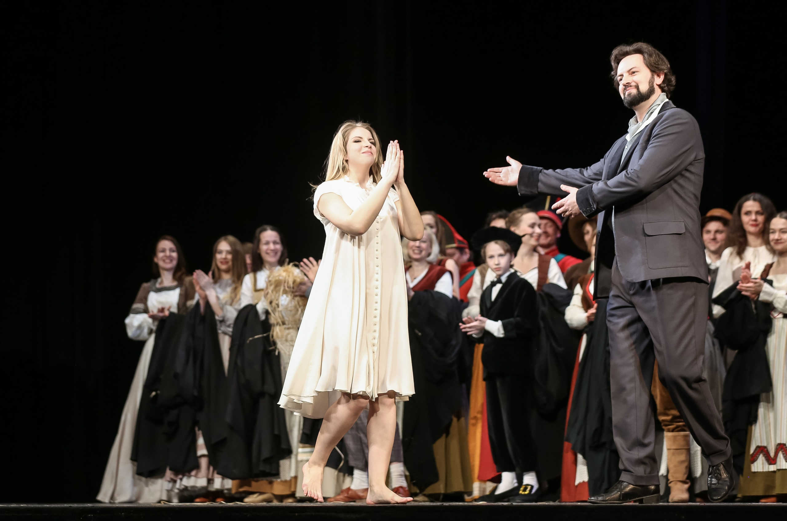 Сатана там правит бал: «Фауст» Гуно в Новой опере. Дарья Письменюк / Darya Leitstern — фотограф, музыкант, журналист, путешественник