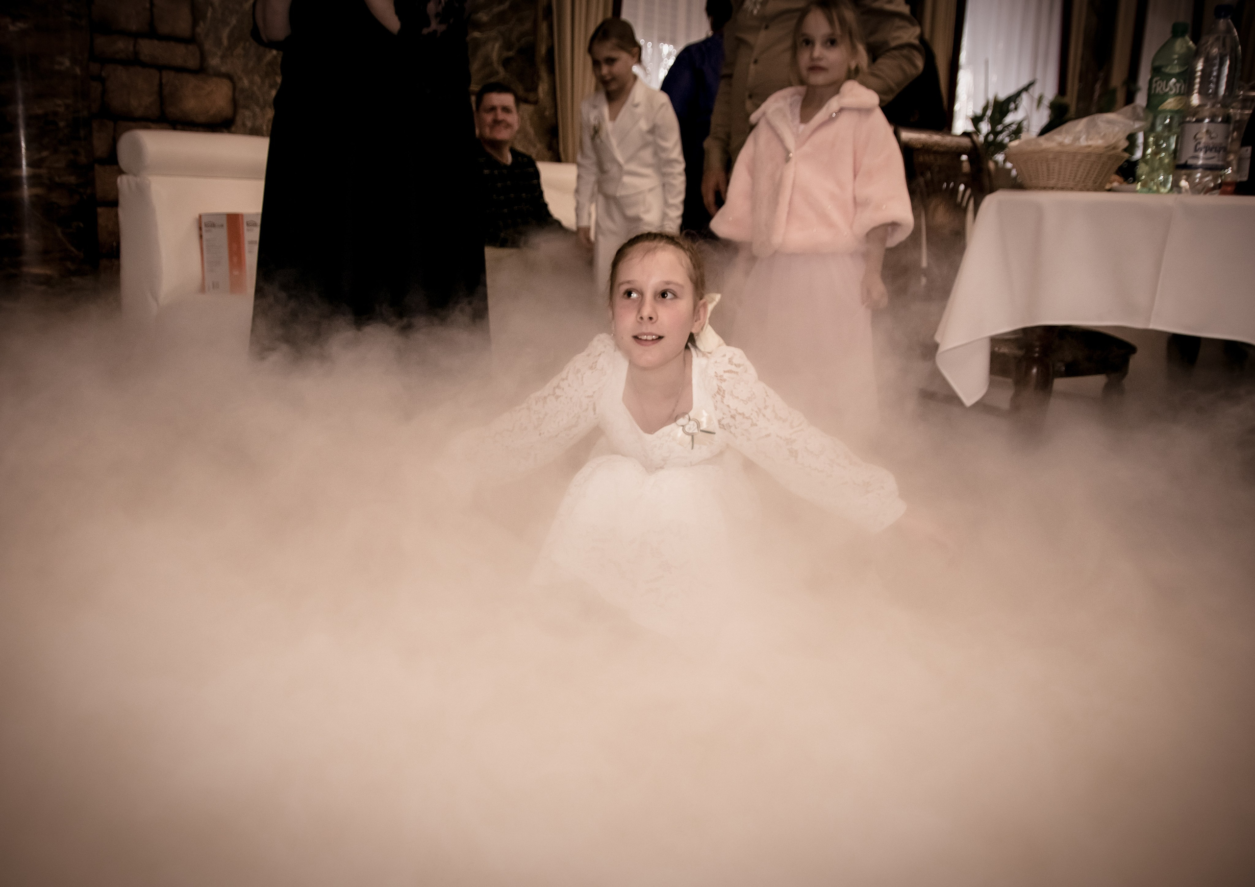 Спецэффекты. Организатор праздников. Ведущая Марина Гребенникова