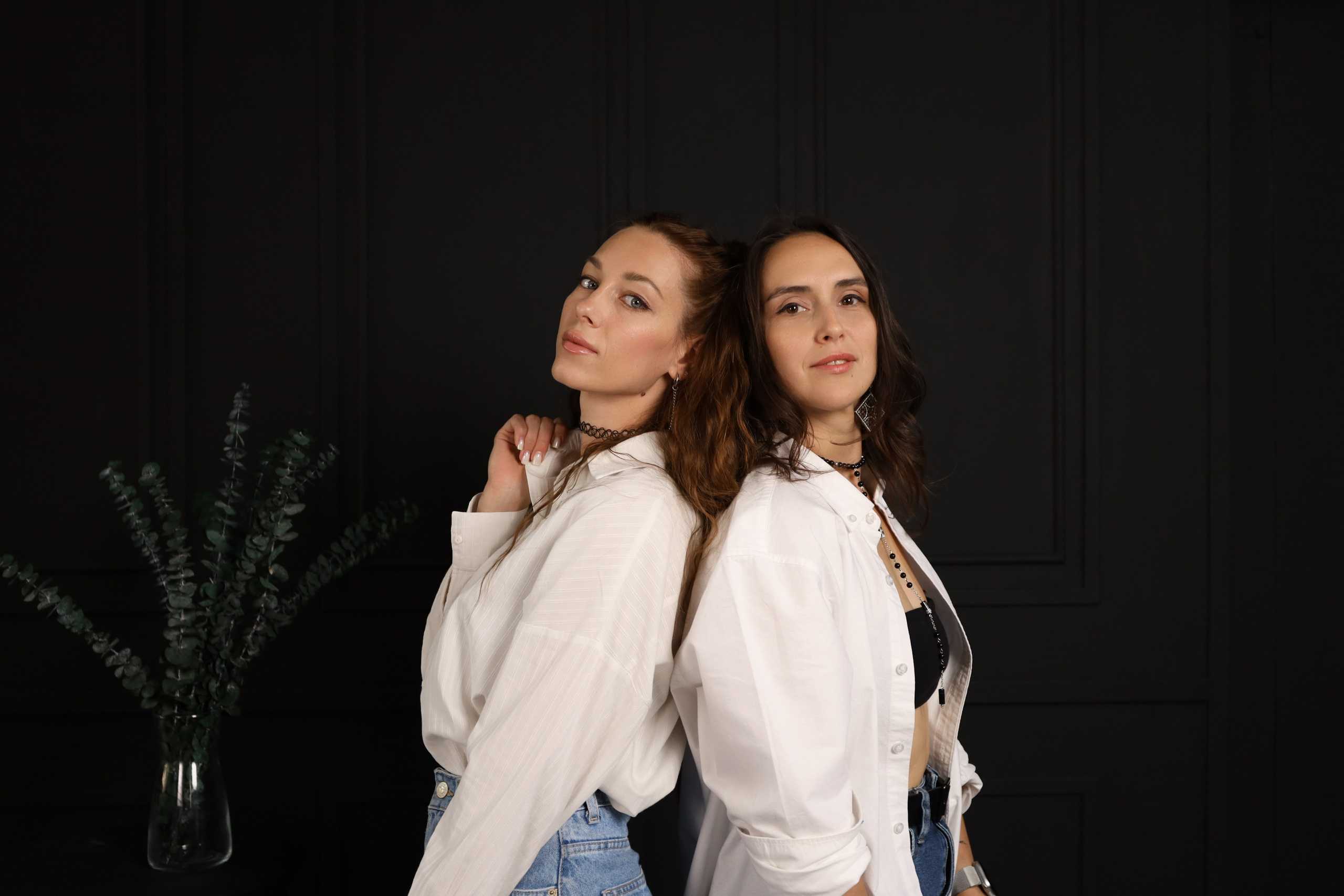 Светлана и Дарья. Хоумстейдж контент съемка. Любовь Юсупова. Фотограф