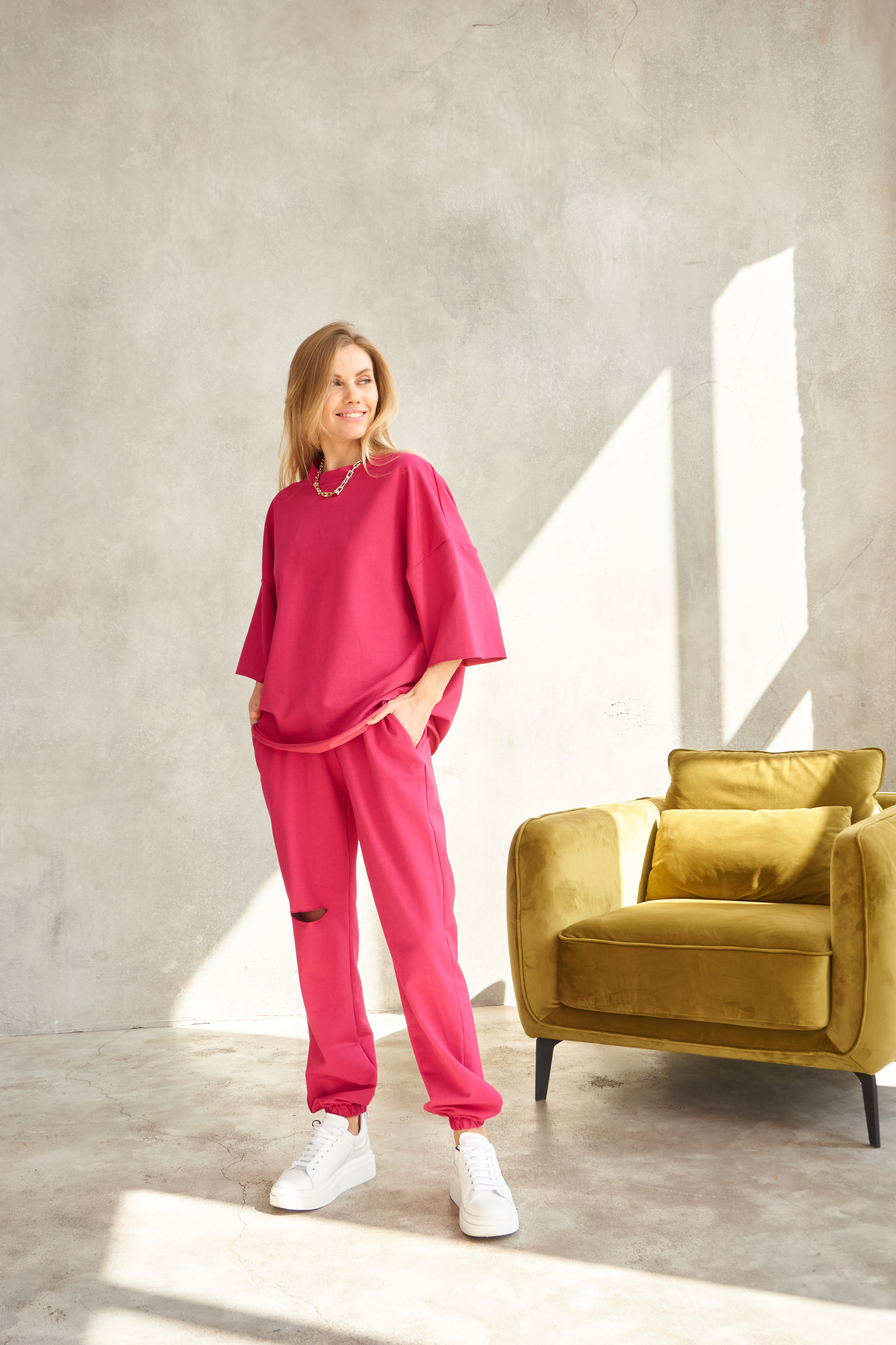 AZALI. Фотограф для брендов одежды в Москве Diana Polupanenko