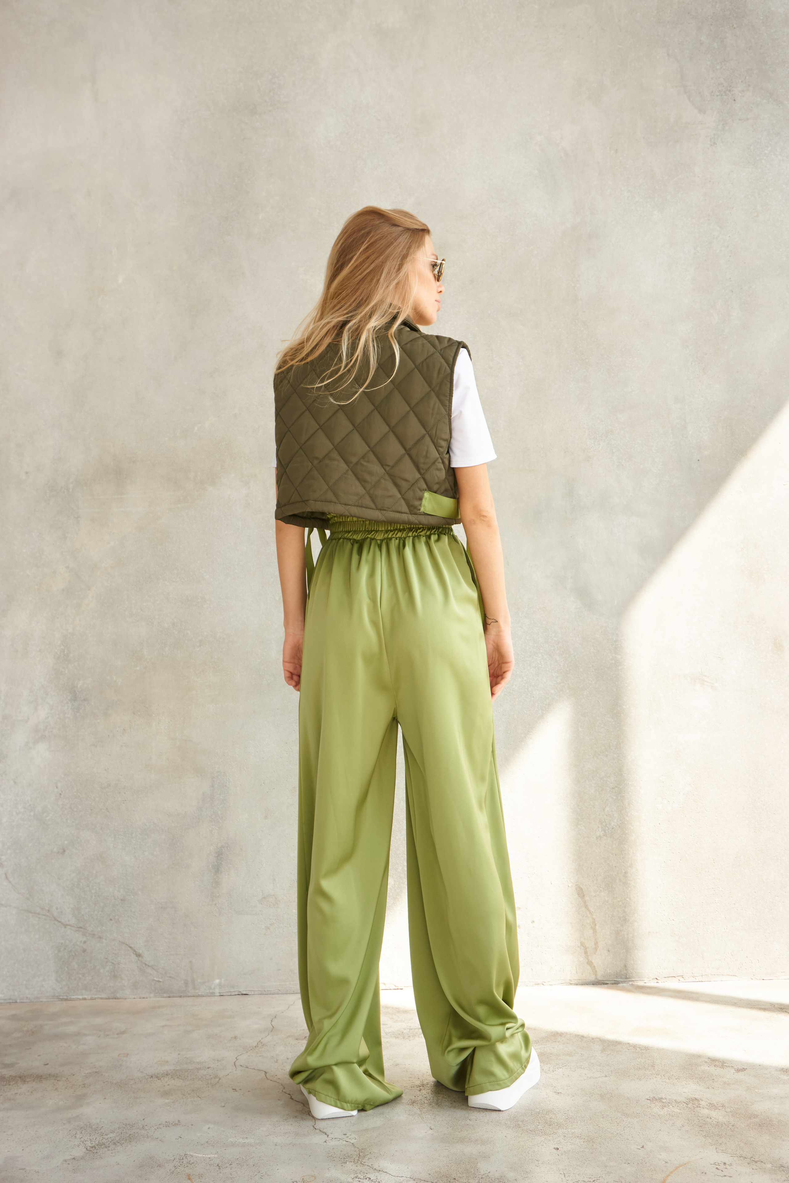 AZALI. Фотограф для брендов одежды в Москве Diana Polupanenko