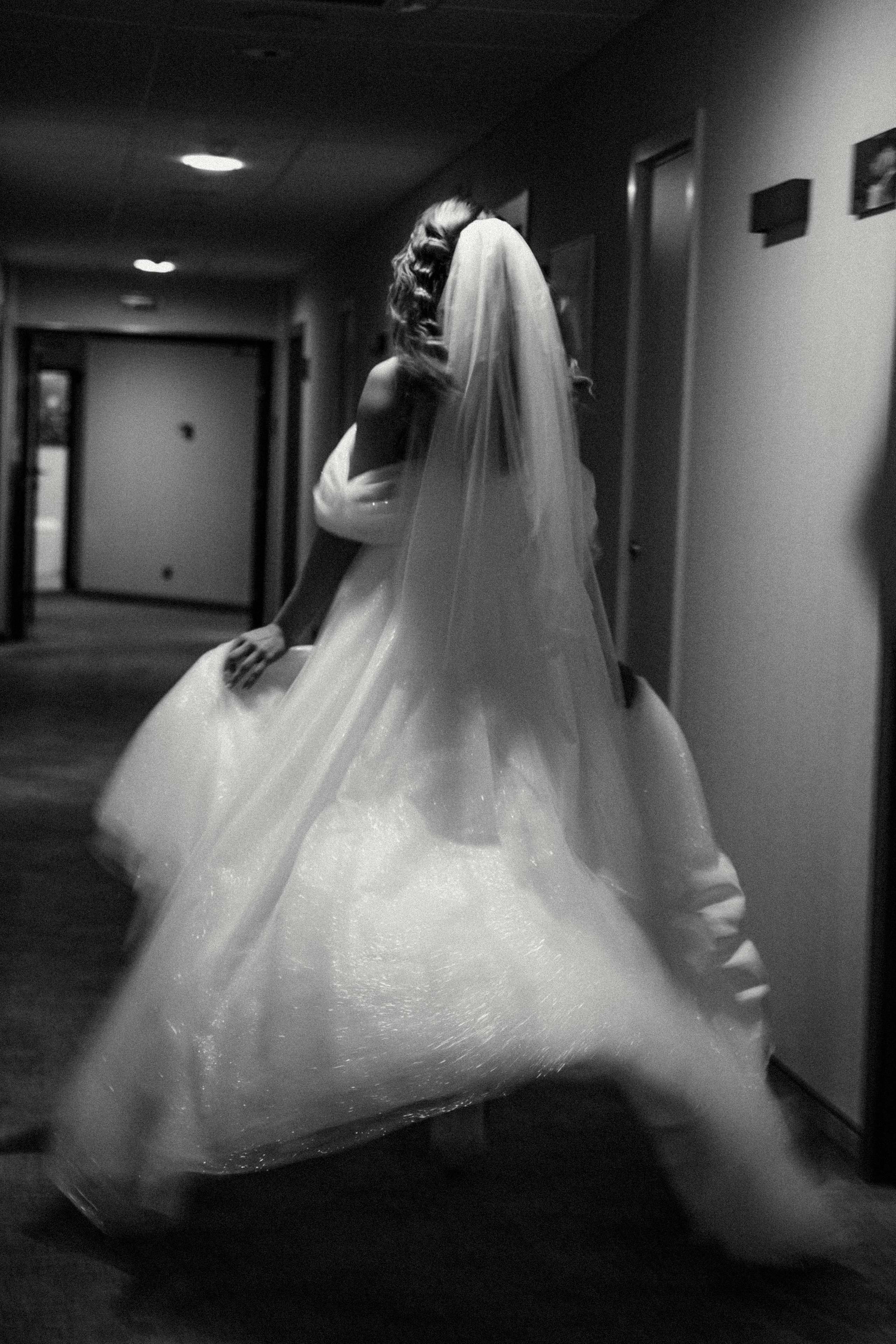 Лера и Руслан — Свадебный фототур. Свадебный фотограф в Сочи и Адлере — Фотосессии на море и в горах | Виктор Рогулев