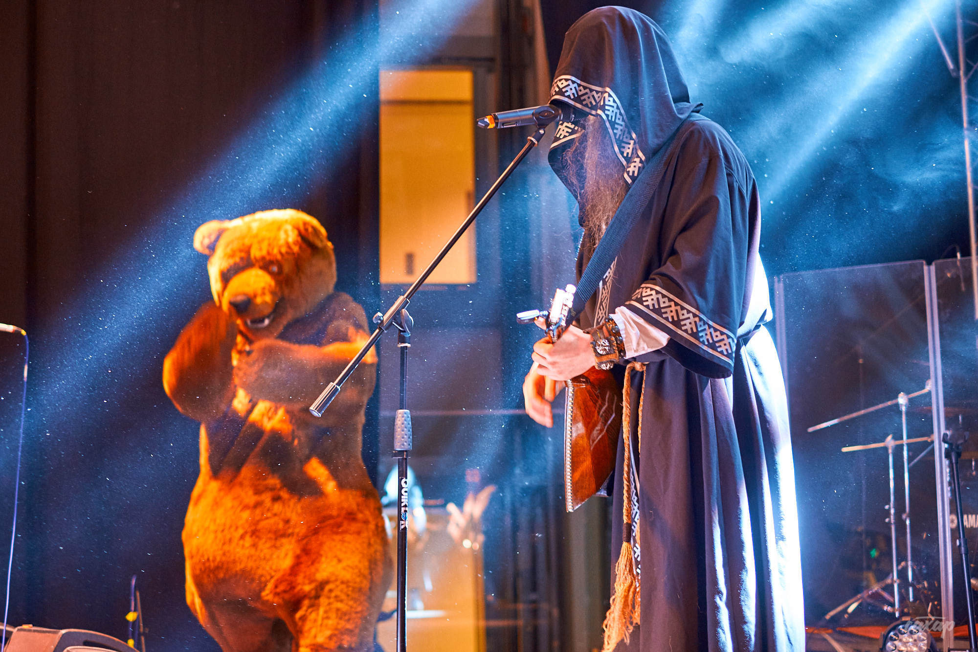 Нейромонах Феофан, фото с концерта. Фотограф в Екатеринбурге Юра Сахар. Профессиональный фотограф в Екатеринбурге Юра Сахар