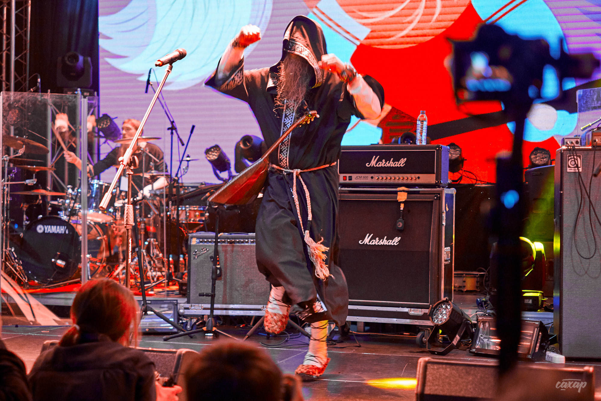 Нейромонах Феофан, фото с концерта. Фотограф в Екатеринбурге Юра Сахар. Профессиональный фотограф в Екатеринбурге Юра Сахар