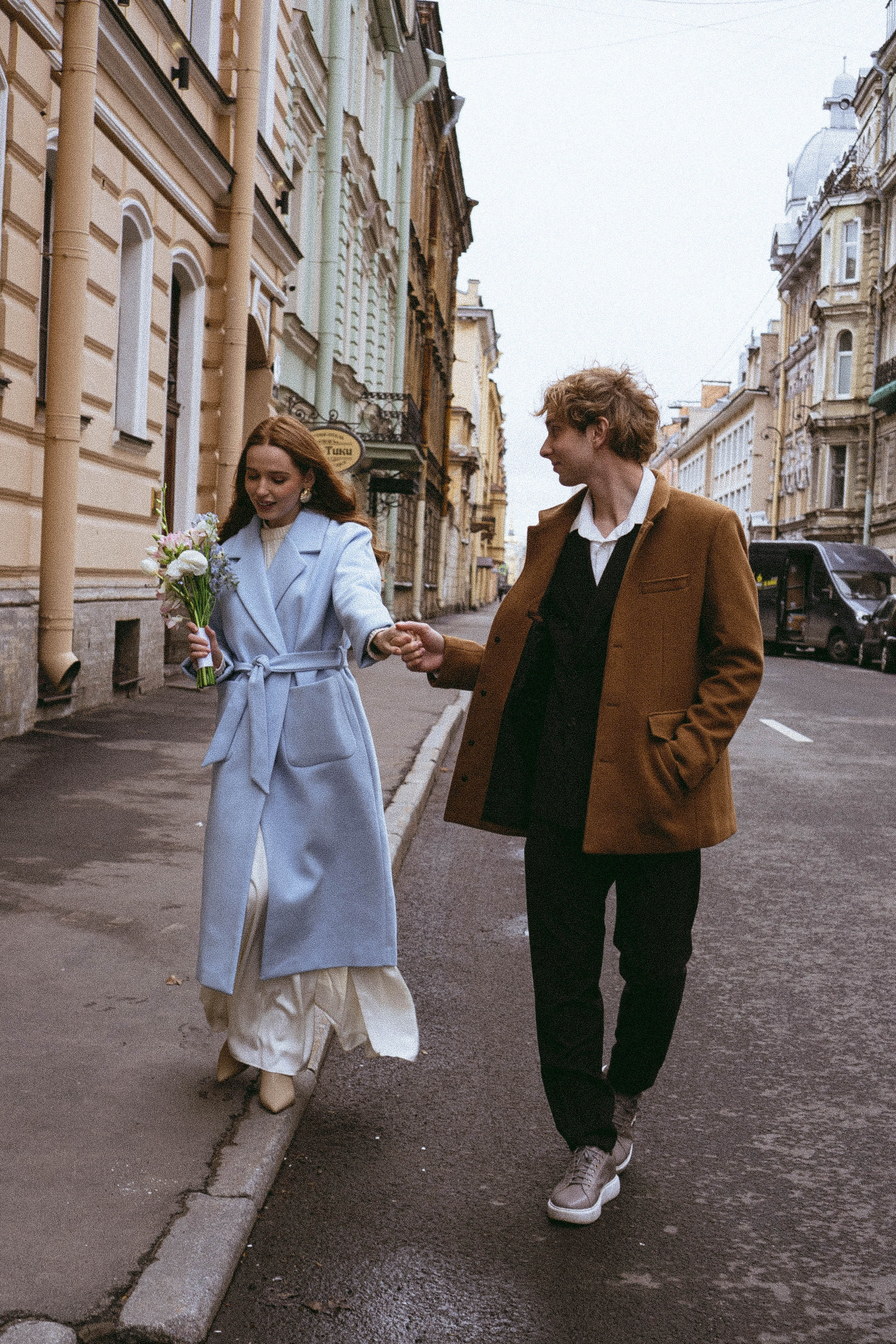 СВАДЕБНАЯ СЬЕМКА В ОТЕЛЕ. СБОРЫ ЖЕНИХА И НЕВЕСТЫ И ТАКЖЕ ТОР И ПОДГОТОВКА К ПРОГУЛКЕ И ПРОГУЛКА ПО ПЕТРОГРАДКЕ. Профессиональный фотограф, Санкт-Петербург — Виктория Богомолова