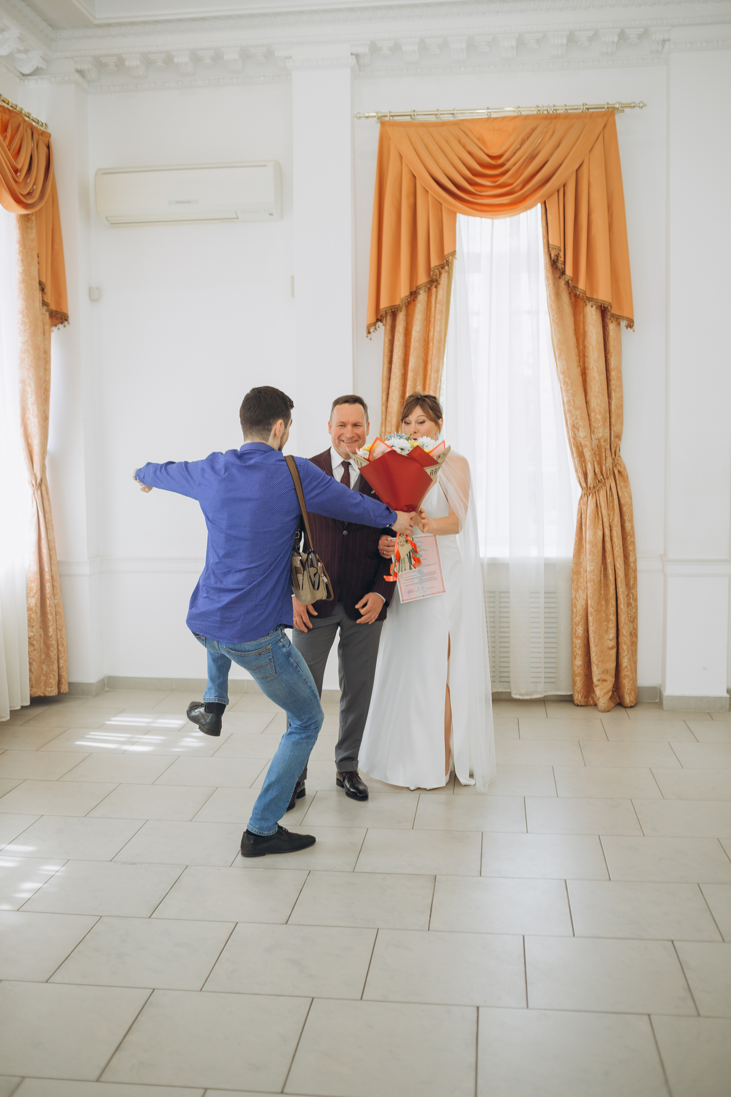 Свадебный день Владимира и Екатерины. Регистрация и прогулка. Фотография и видеосъемка в Воронеже