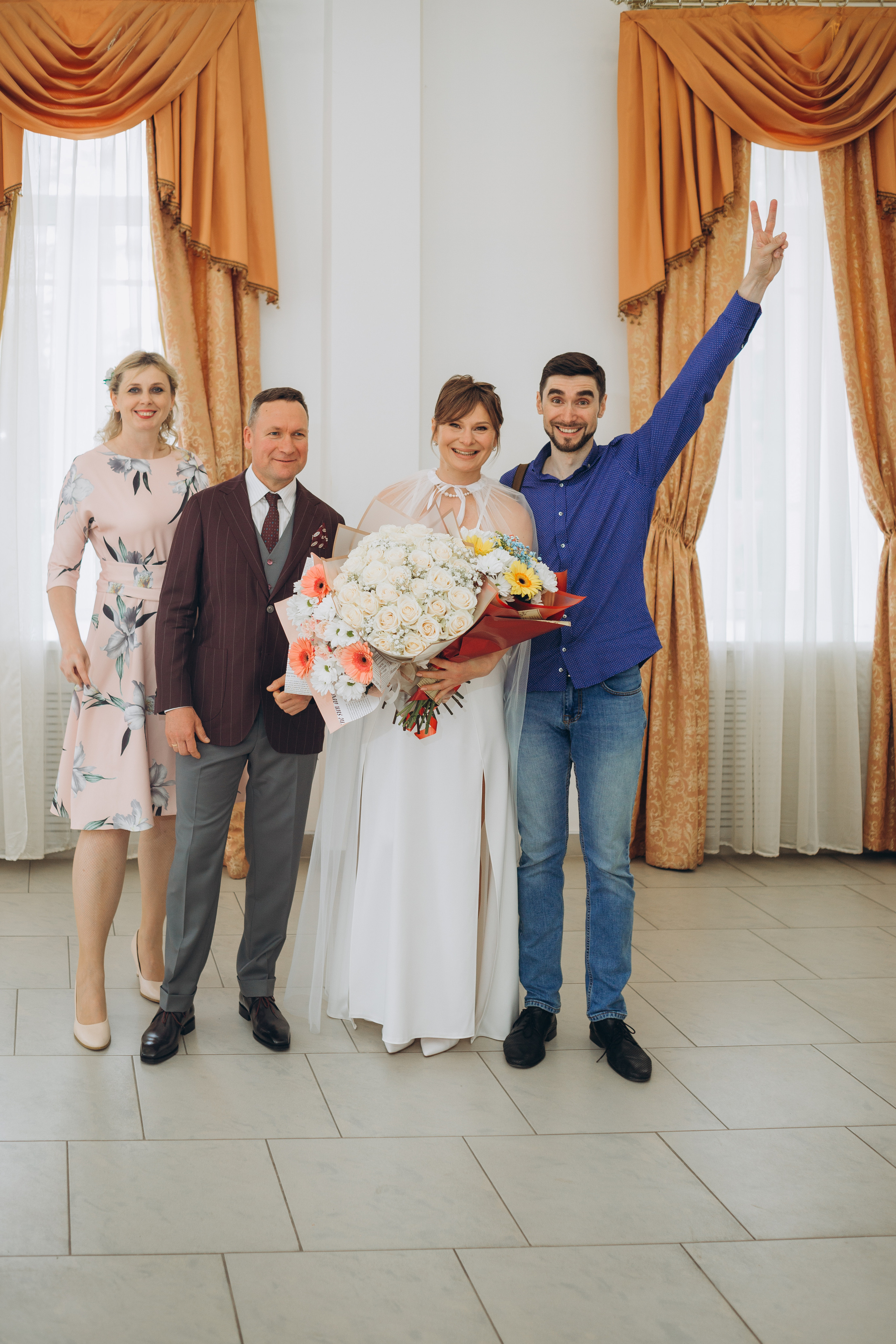 Свадебный день Владимира и Екатерины. Регистрация и прогулка. Фотография и видеосъемка в Воронеже