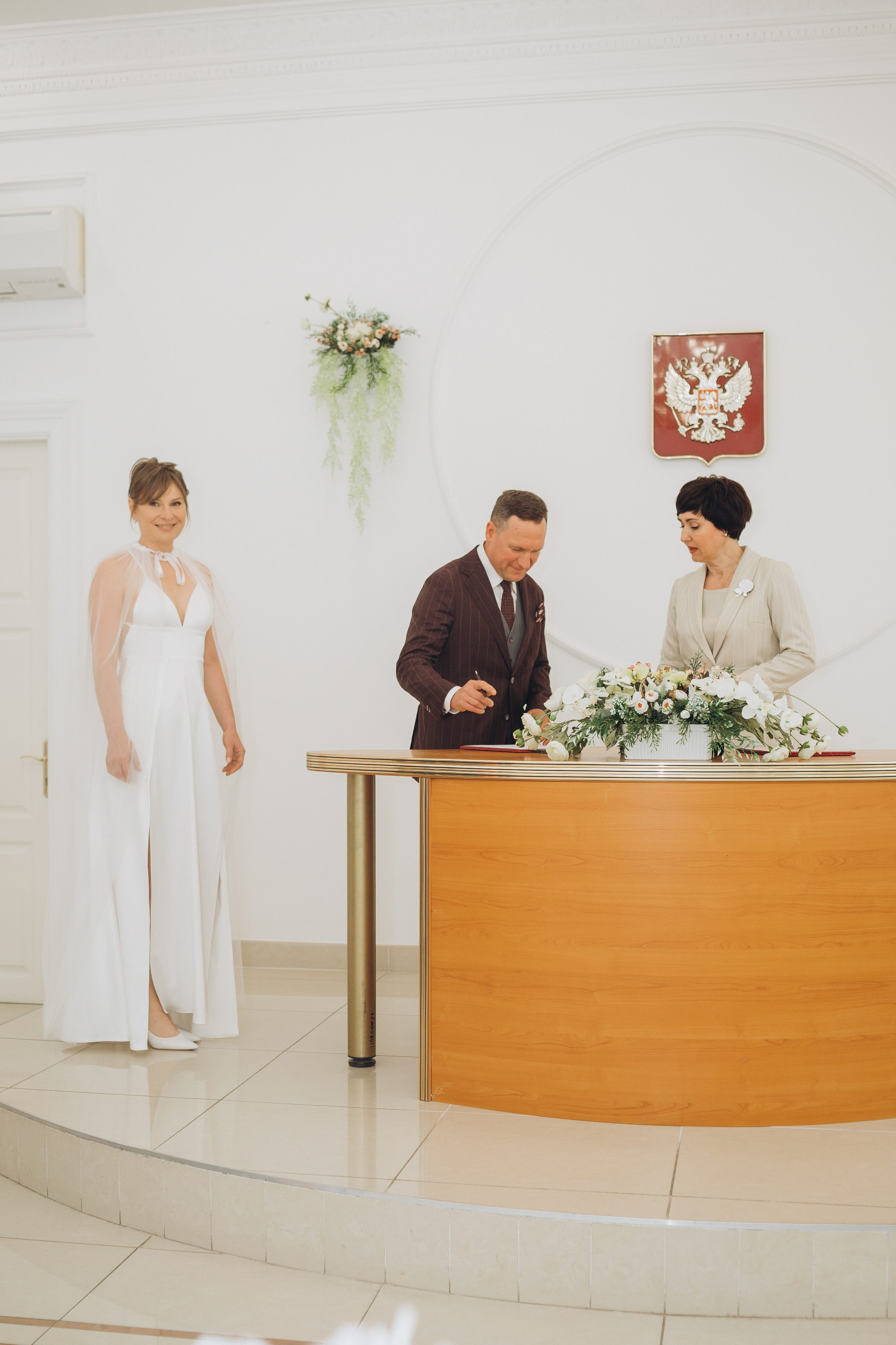 Свадебный день Владимира и Екатерины. Регистрация и прогулка. Фотография и видеосъемка в Воронеже