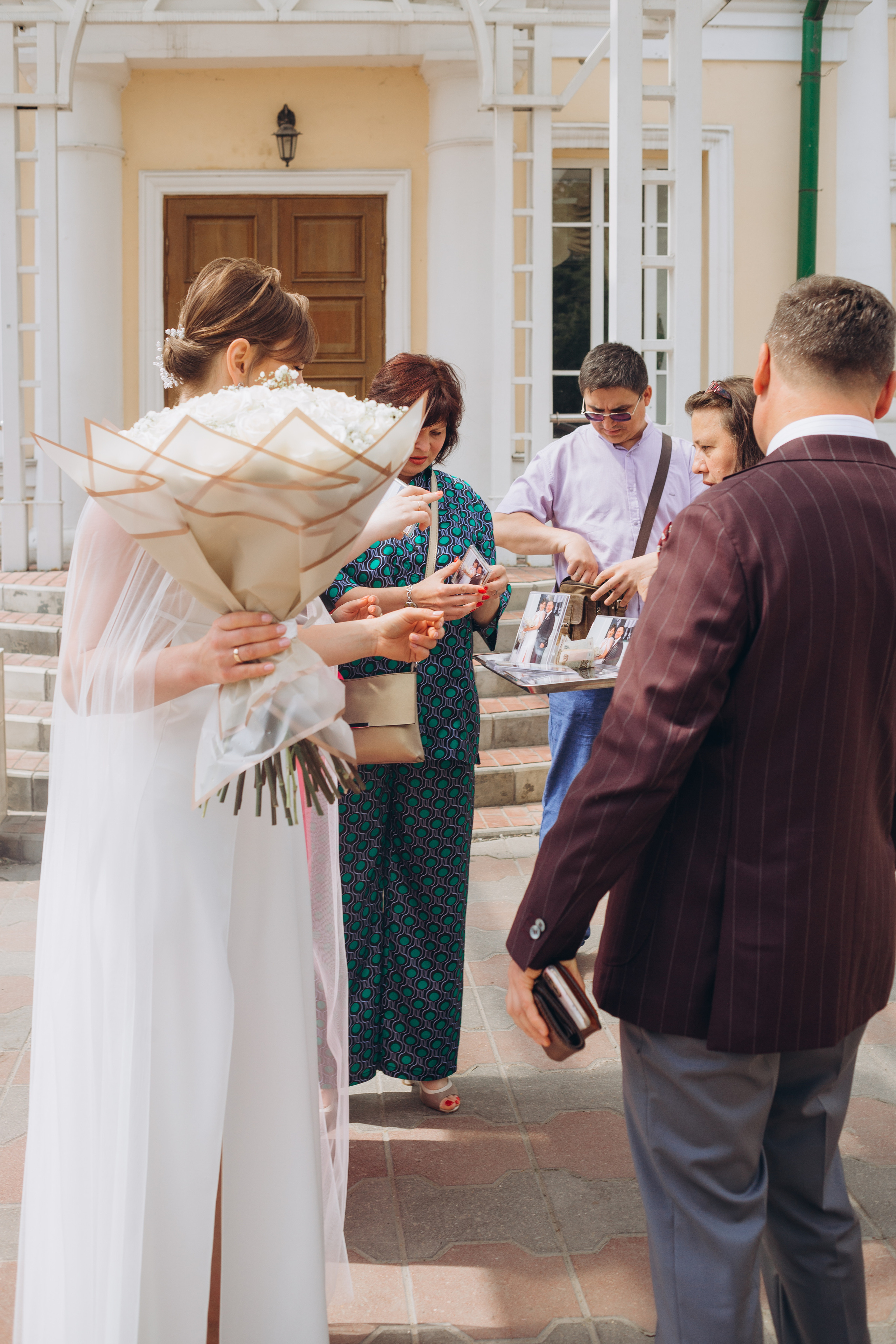 Свадебный день Владимира и Екатерины. Регистрация и прогулка. Фотография и видеосъемка в Воронеже