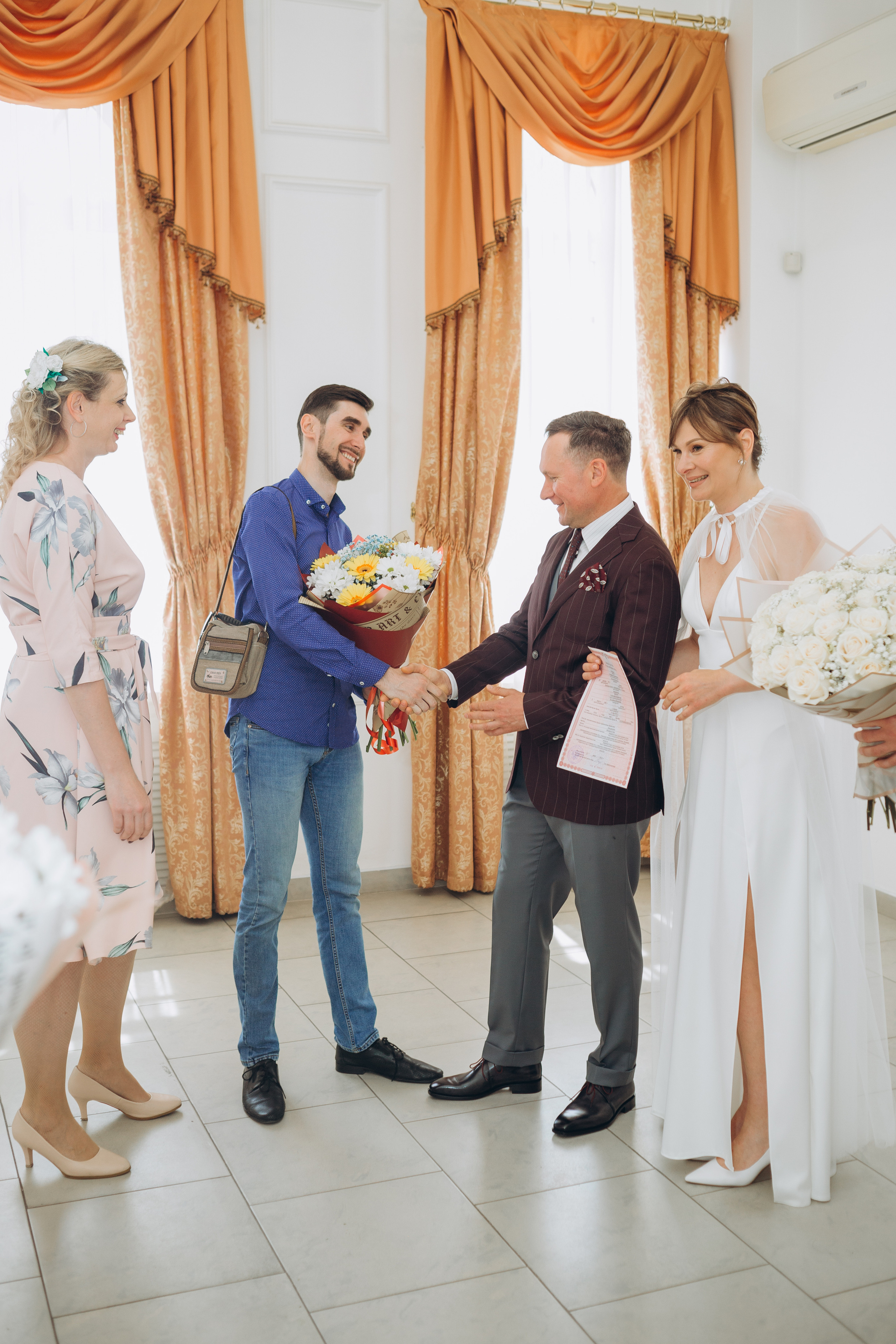 Свадебный день Владимира и Екатерины. Регистрация и прогулка. Фотография и видеосъемка в Воронеже