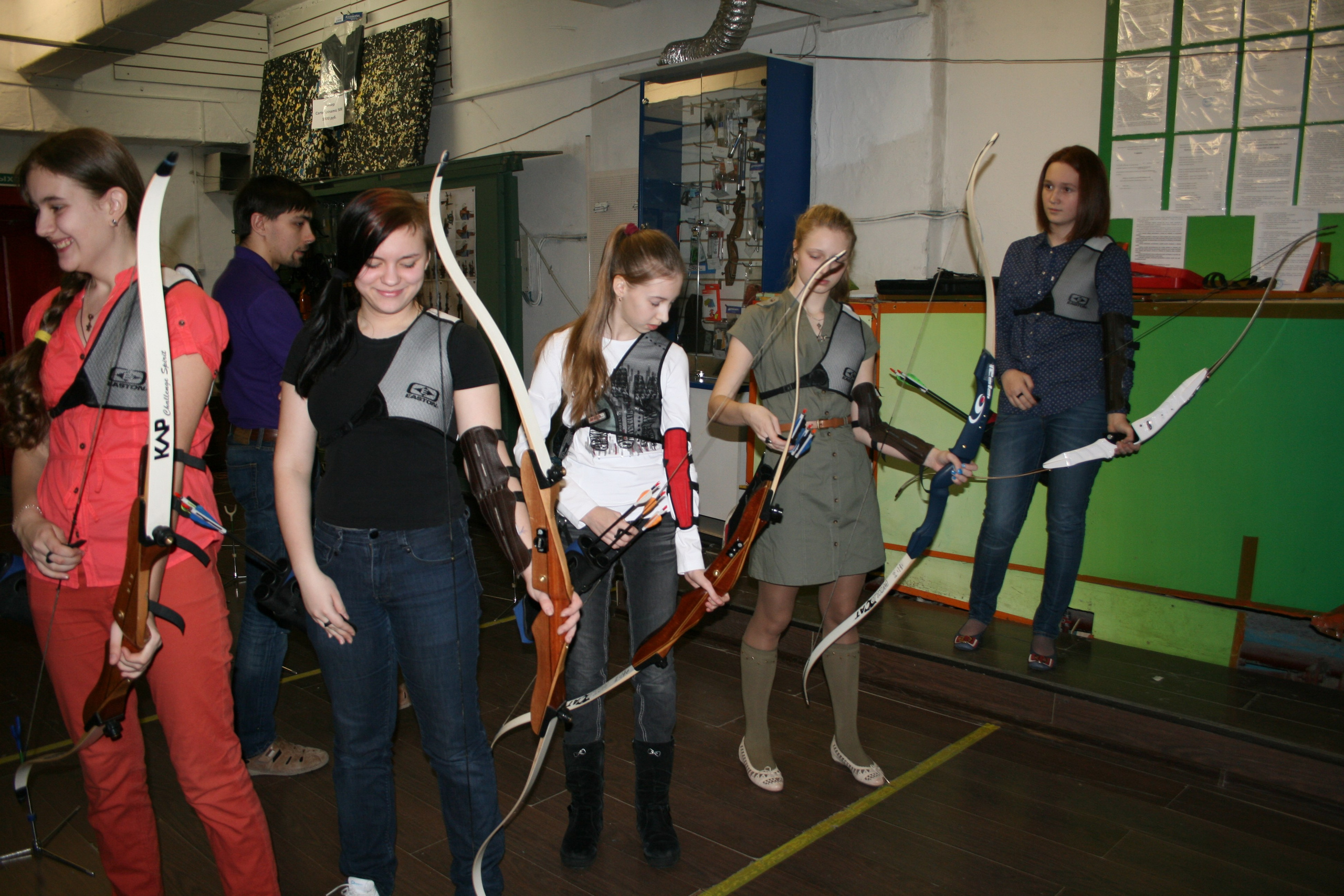 Соня ДР Стрелковый клуб 14 лет 15.03.2014. Семейный, Свадебный фотограф СПБ Питер— Романова Екатерина