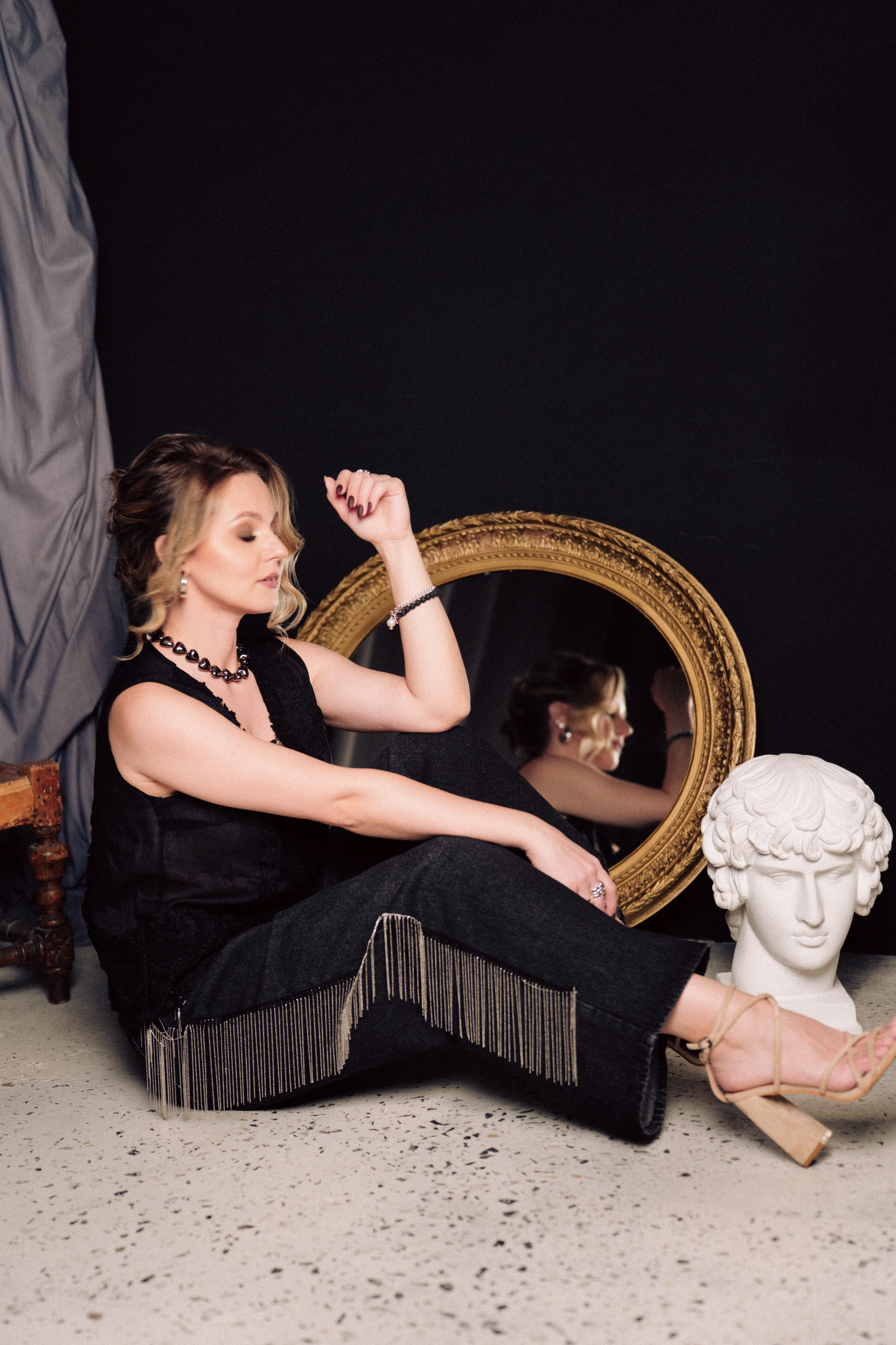 НОВОГОДНЯЯ ФОТОСЕСИИЯ В СТУДИИ ДЛЯ ДЕВУШКИ И ПРОГУЛКА ПО ЧЕРНЫШЕВСКОЙ. Профессиональный фотограф, Санкт-Петербург — Виктория Богомолова