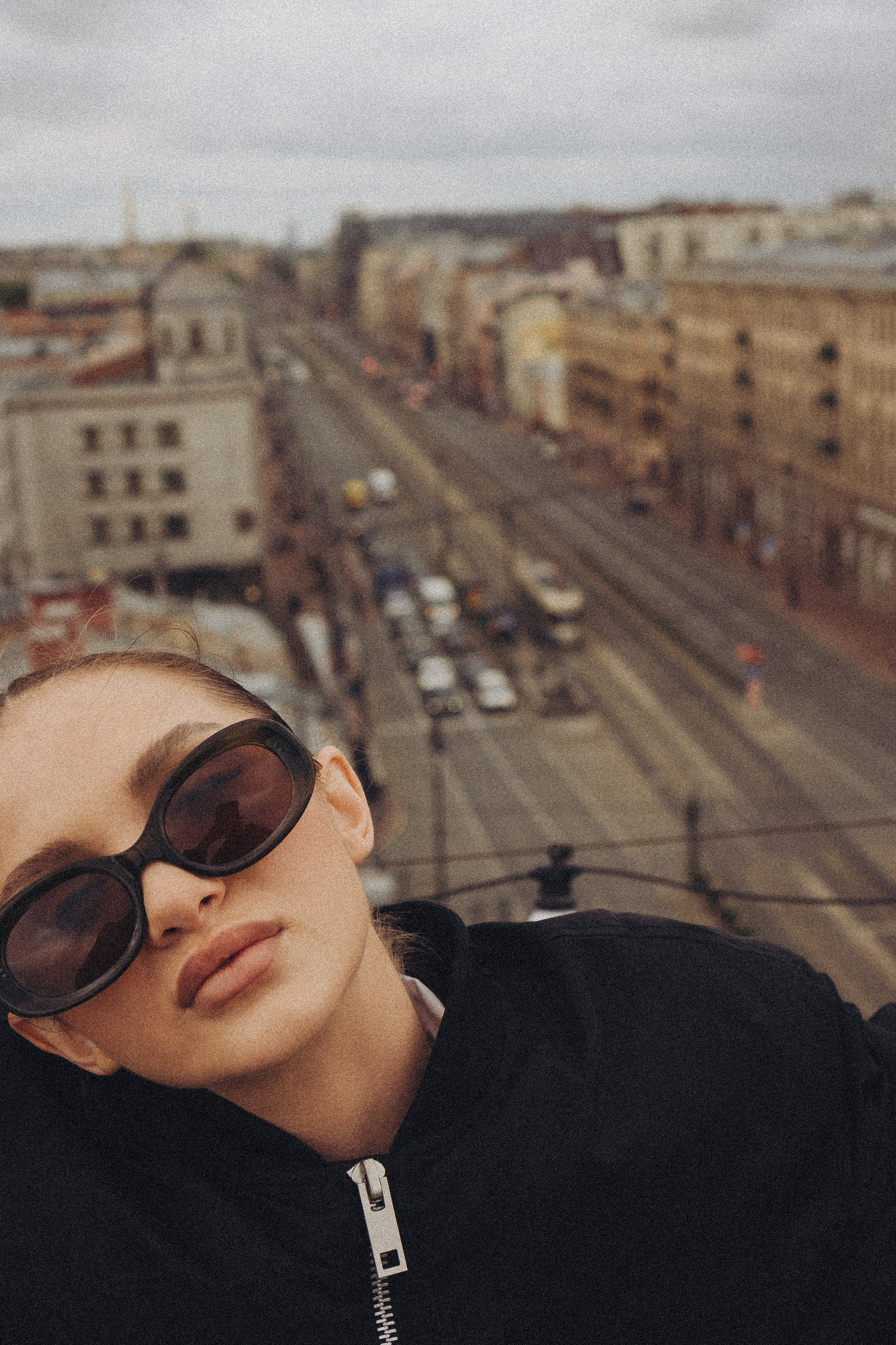 МЫ ГУЛЯЛИ ПРО КРЫШАМ ПИТЕРА. Профессиональный фотограф, Санкт-Петербург — Виктория Богомолова