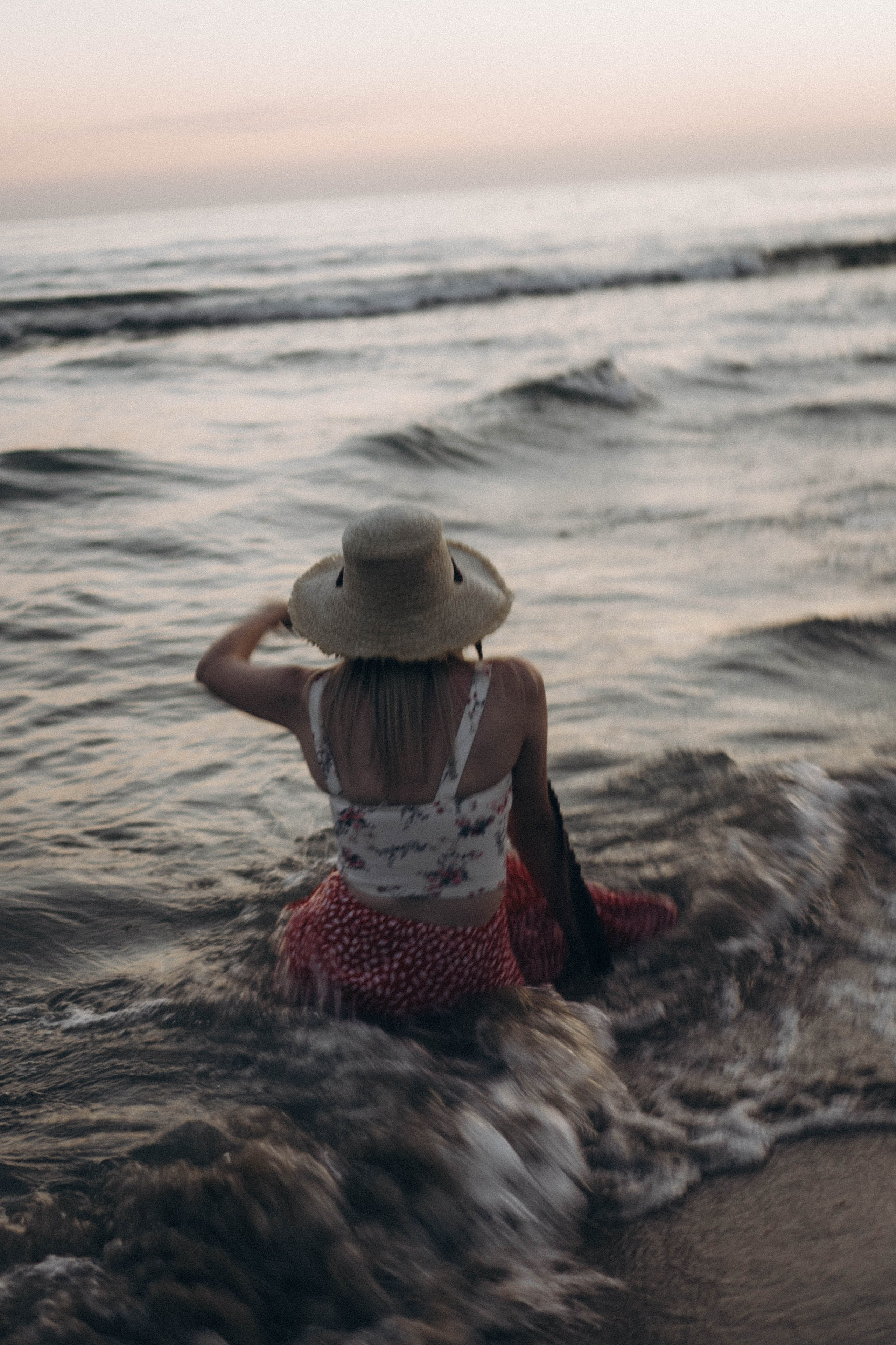 Июльский вечер на берегу черного моря. Профессиональный фотограф, Санкт-Петербург — Виктория Богомолова