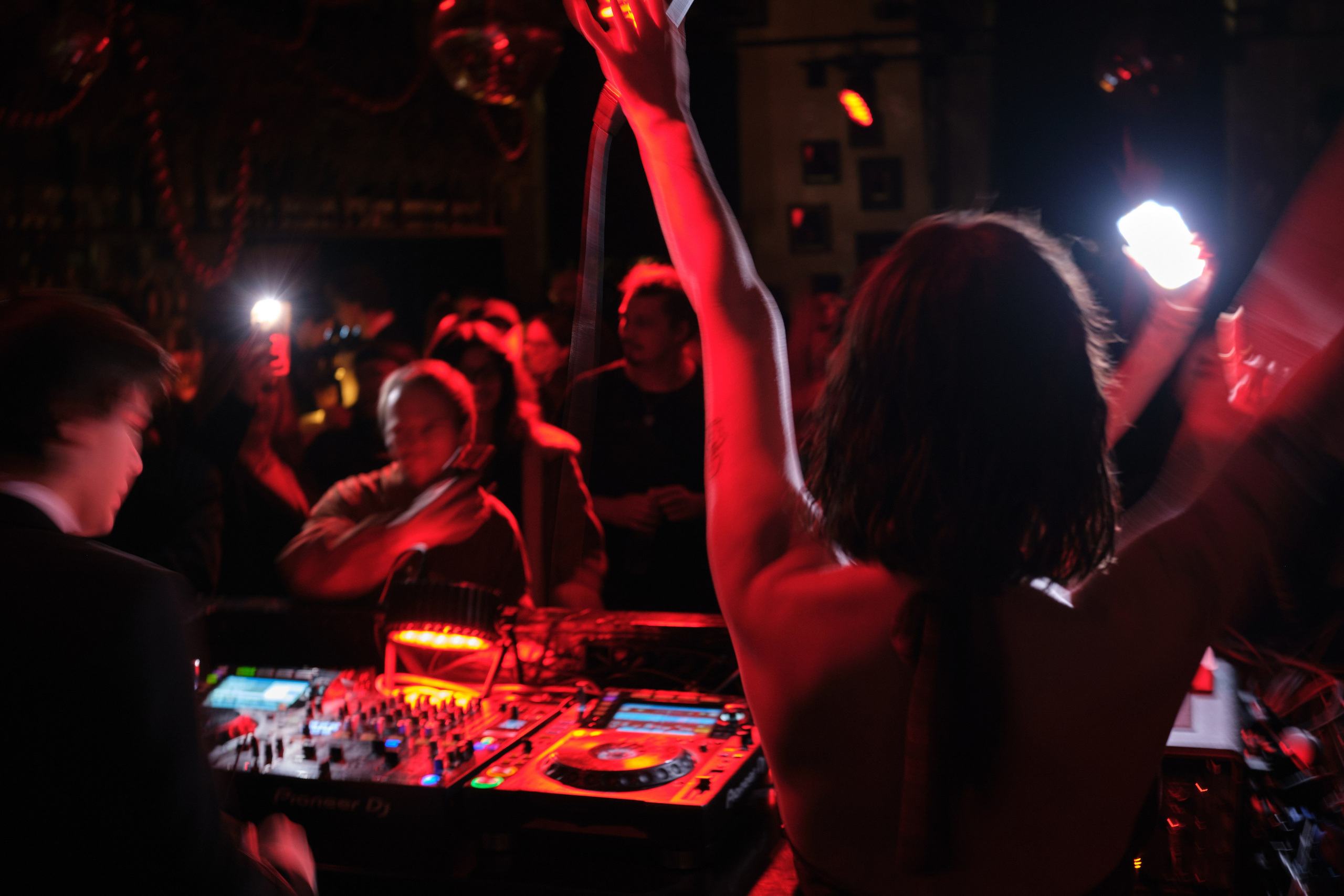 Клубный репортаж в Санкт-Петербурге | Филипп Линзин. Репортажный и портретный фотограф в Санкт-Петербурге Филипп Линзин